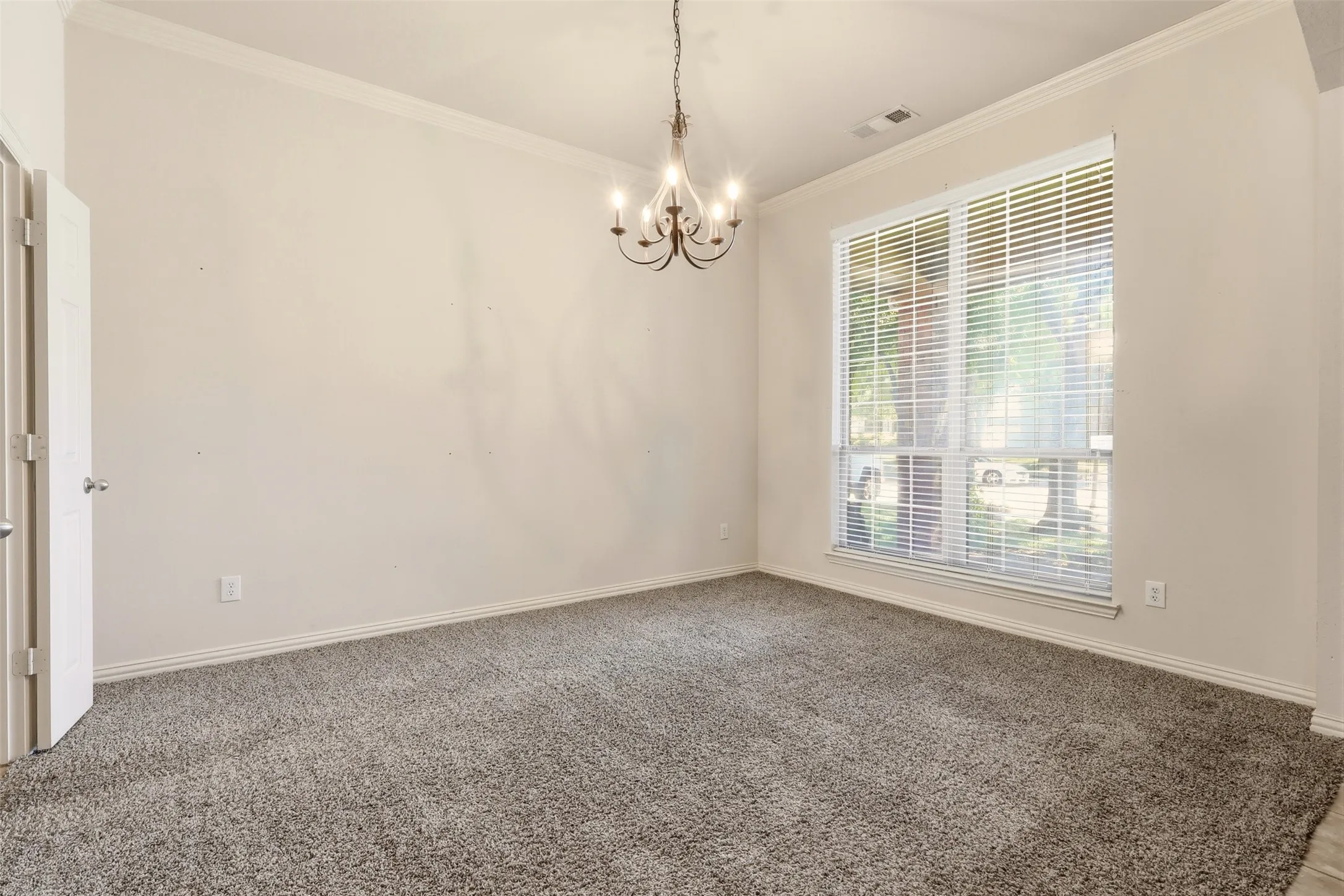 Single Family Residence For Rent in Denton County , 2633 Deer Hollow Drive, Little Elm, Texas 75068, 4 Bedroom, 3 Bathroom, 2 Garage spaces, 2,623 Sqft, built in 2005, mls#21270261, Real Estate Agent in Little Elm, Homes For Rent in Denton county, Homes For Rent in Little Elm, Realtor in Little Elm Texas, Real Estate Brokerage Independent Realty Texas, Luminita Cordes Realtor
