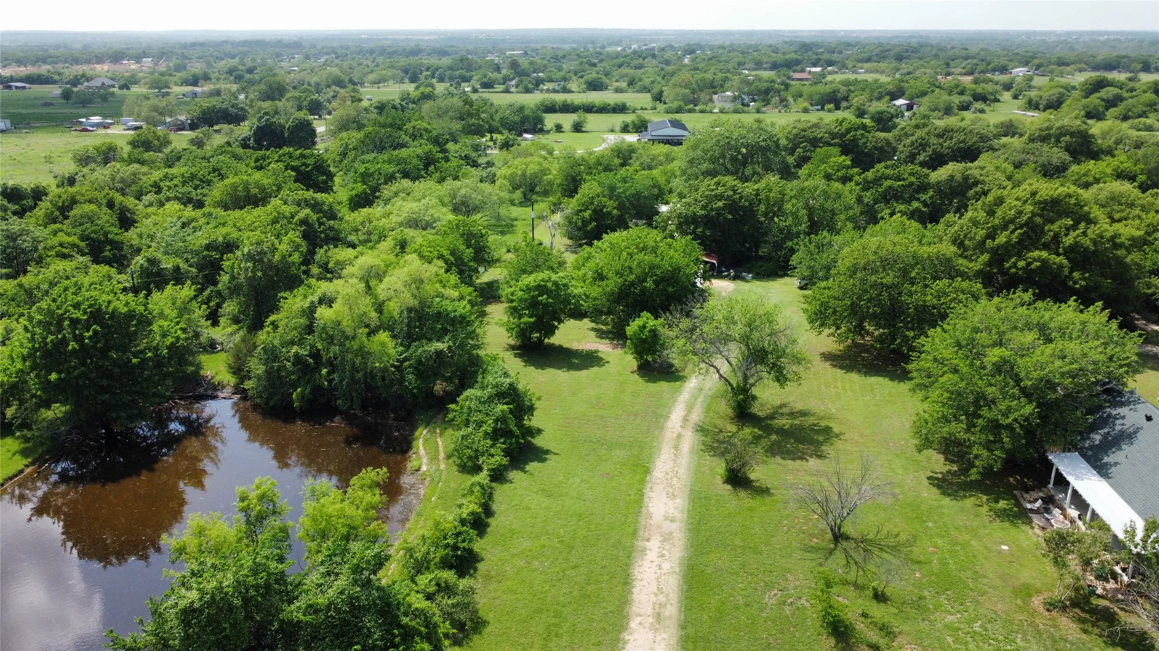 Improved Land For Sale in Wise County , 806 Old Base Road, Aurora, Texas 76078, 0, 0, Garage spaces, 0 Sqft, built in 1993, Price $499,999, mls#21272832, Real Estate Agent in Aurora, Homes For Sale in Wise county, Homes For Sale in Aurora, Realtor in Aurora Texas, Real Estate Brokerage Independent Realty Texas, Luminita Cordes Realtor