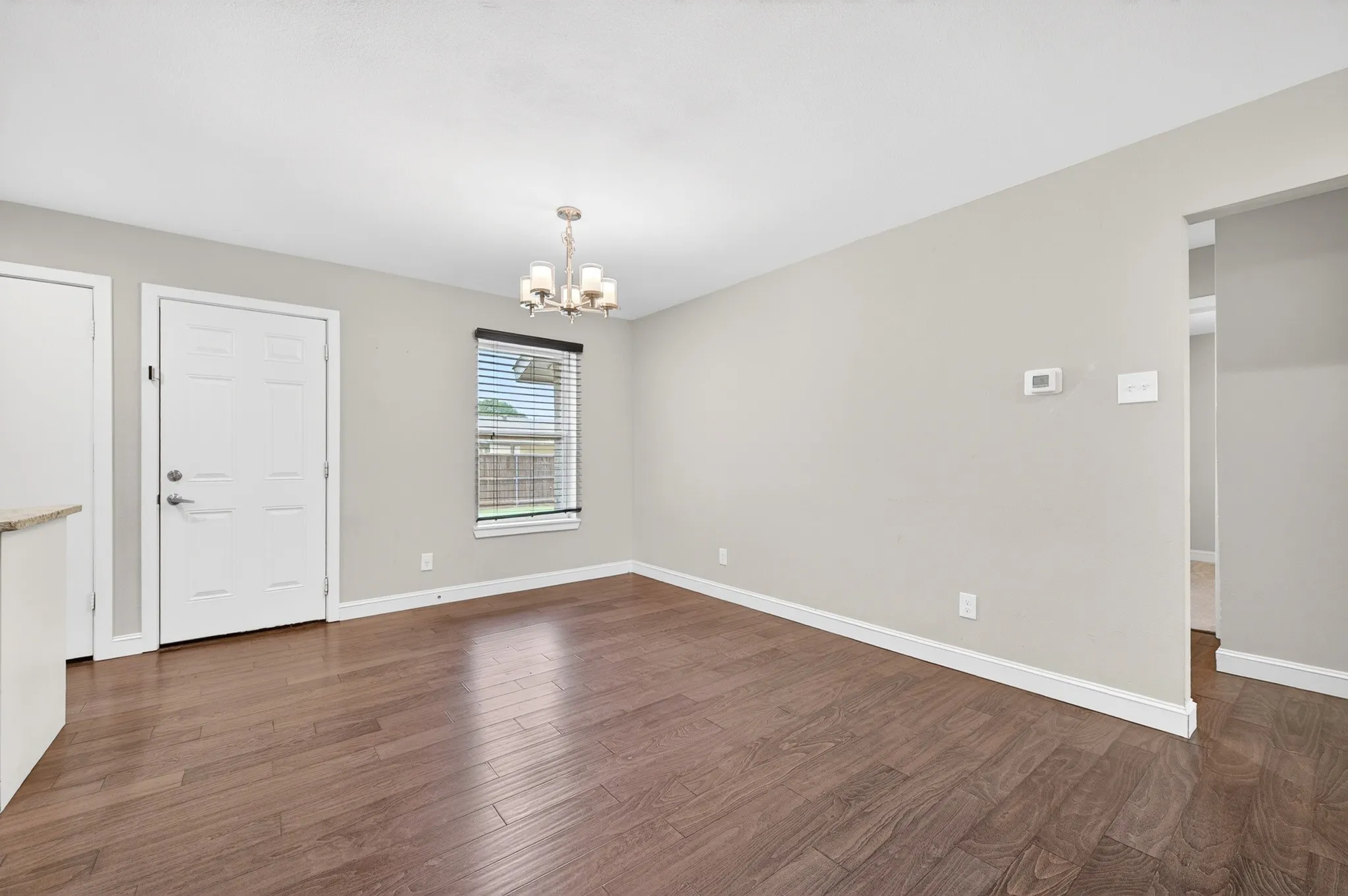 Single Family Residence For Sale in Collin County , 903 Grassy Glen Drive, Allen, Texas 75002, 4 Bedroom, 2 Bathroom, 2 Garage spaces, 1,358 Sqft, built in 1973, mls#21272851, Real Estate Agent in Allen, Homes For Sale in Collin county, Homes For Sale in Allen, Realtor in Allen Texas, Real Estate Brokerage Independent Realty Texas, Luminita Cordes Realtor