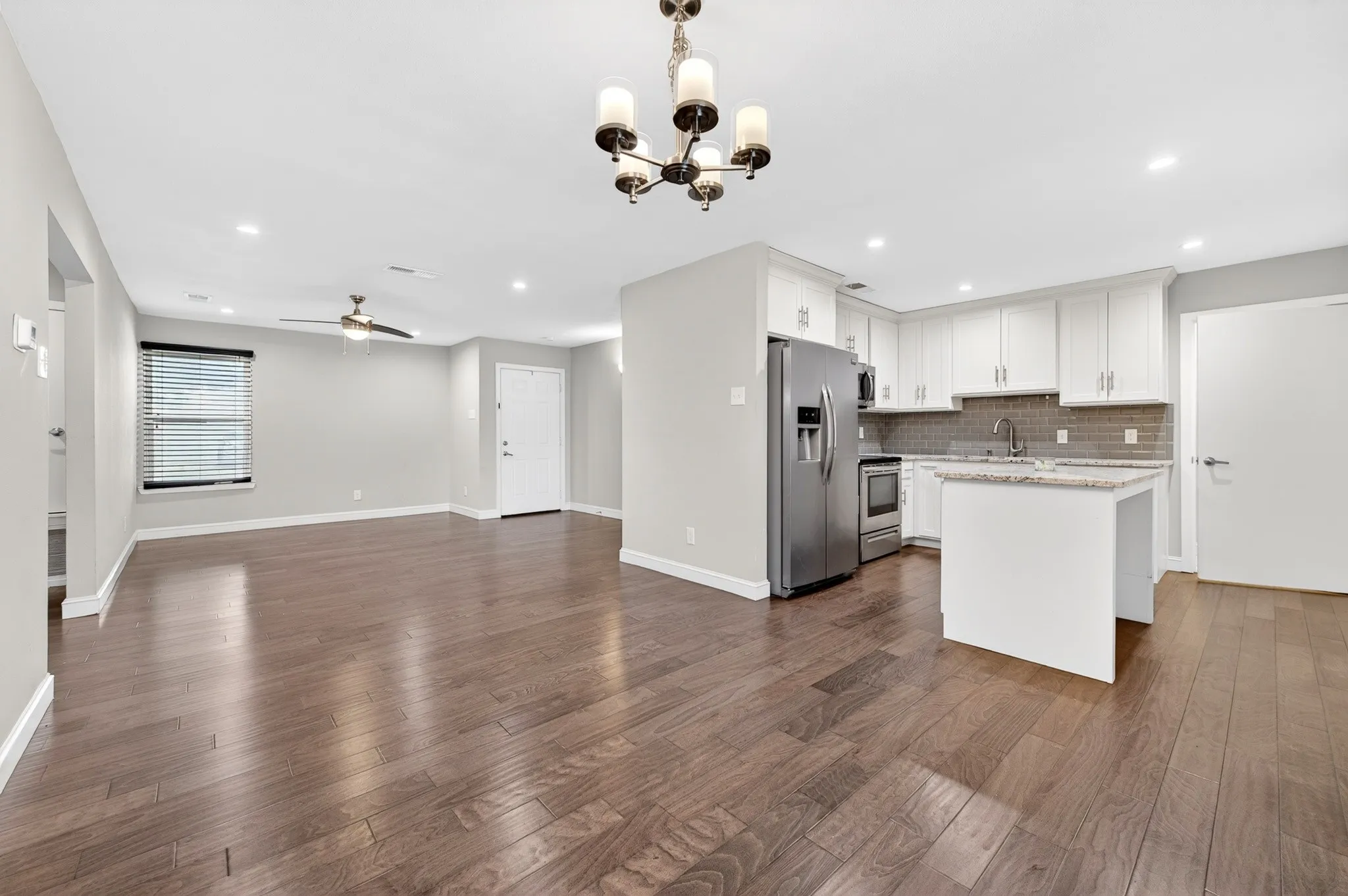Single Family Residence For Sale in Collin County , 903 Grassy Glen Drive, Allen, Texas 75002, 4 Bedroom, 2 Bathroom, 2 Garage spaces, 1,358 Sqft, built in 1973, mls#21272851, Real Estate Agent in Allen, Homes For Sale in Collin county, Homes For Sale in Allen, Realtor in Allen Texas, Real Estate Brokerage Independent Realty Texas, Luminita Cordes Realtor