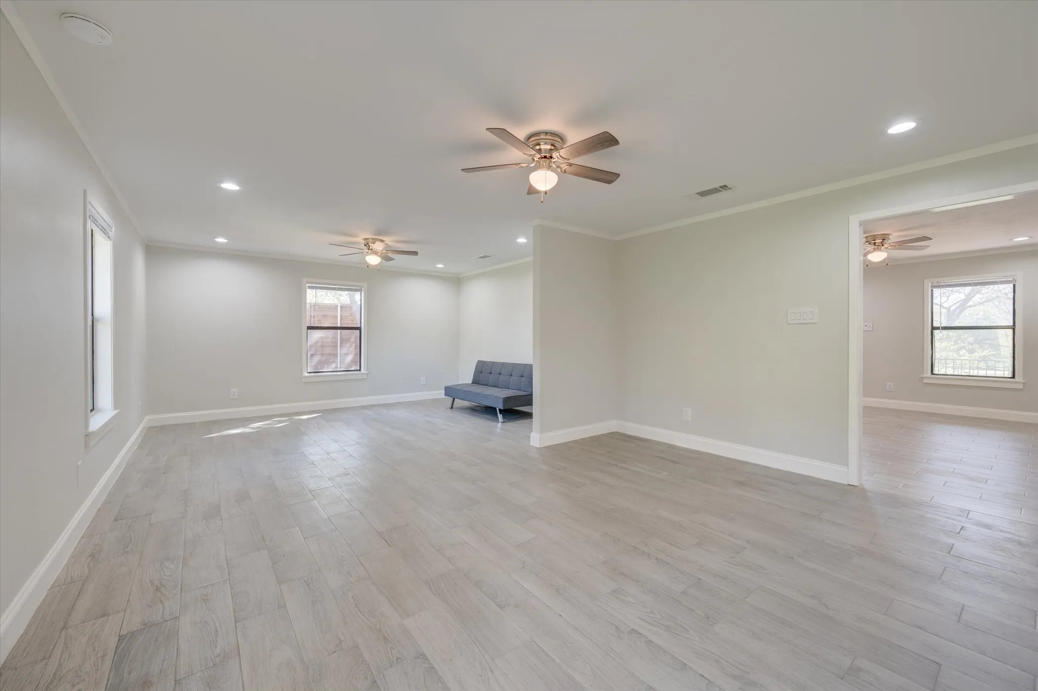 Single Family Residence For Rent in Denton County , 304 Oak Drive, Argyle, Texas 76226, 3 Bedroom, 2 Bathroom, Garage spaces, 1,947 Sqft, built in 1998, mls#21272846, Real Estate Agent in Argyle, Homes For Rent in Denton county, Homes For Rent in Argyle, Realtor in Argyle Texas, Real Estate Brokerage Independent Realty Texas, Luminita Cordes Realtor