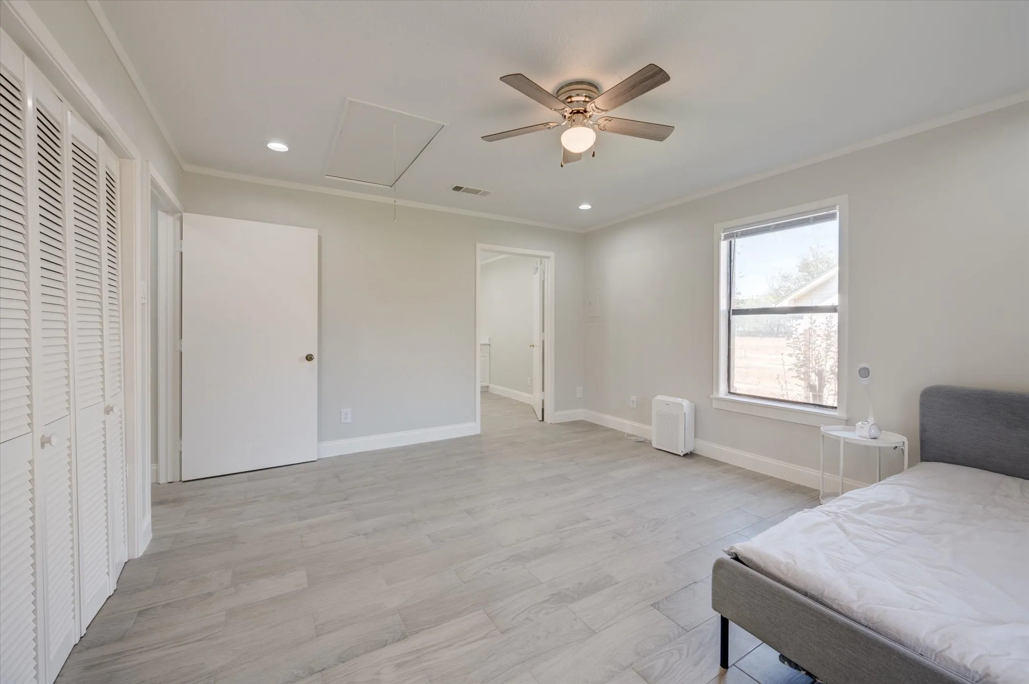 Single Family Residence For Rent in Denton County , 304 Oak Drive, Argyle, Texas 76226, 3 Bedroom, 2 Bathroom, Garage spaces, 1,947 Sqft, built in 1998, mls#21272846, Real Estate Agent in Argyle, Homes For Rent in Denton county, Homes For Rent in Argyle, Realtor in Argyle Texas, Real Estate Brokerage Independent Realty Texas, Luminita Cordes Realtor