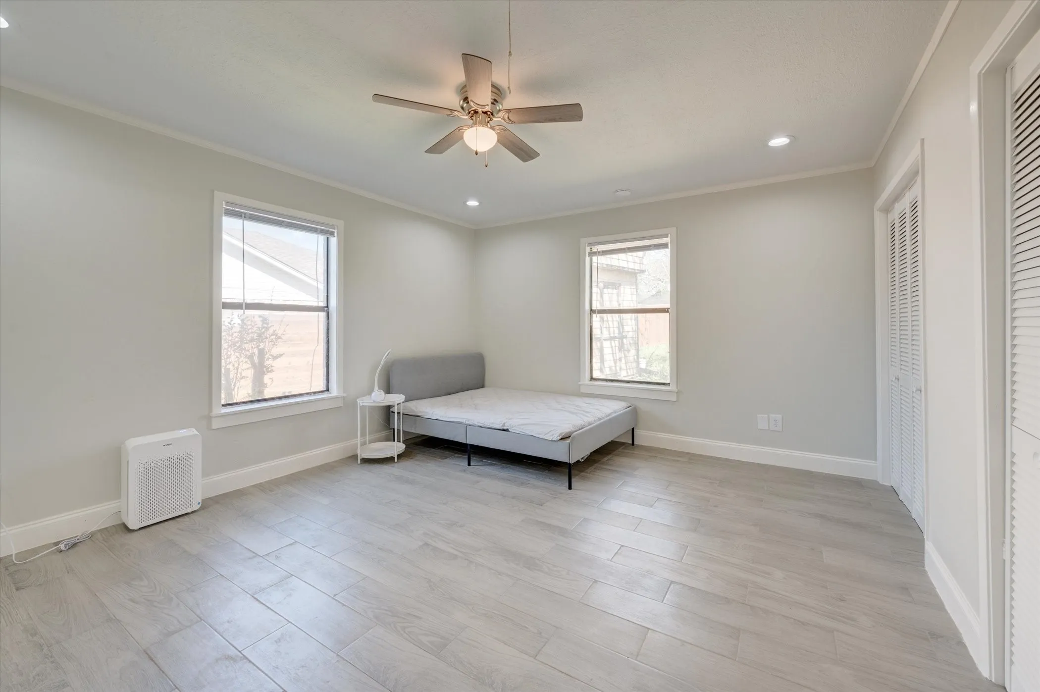Single Family Residence For Rent in Denton County , 304 Oak Drive, Argyle, Texas 76226, 3 Bedroom, 2 Bathroom, Garage spaces, 1,947 Sqft, built in 1998, mls#21272846, Real Estate Agent in Argyle, Homes For Rent in Denton county, Homes For Rent in Argyle, Realtor in Argyle Texas, Real Estate Brokerage Independent Realty Texas, Luminita Cordes Realtor