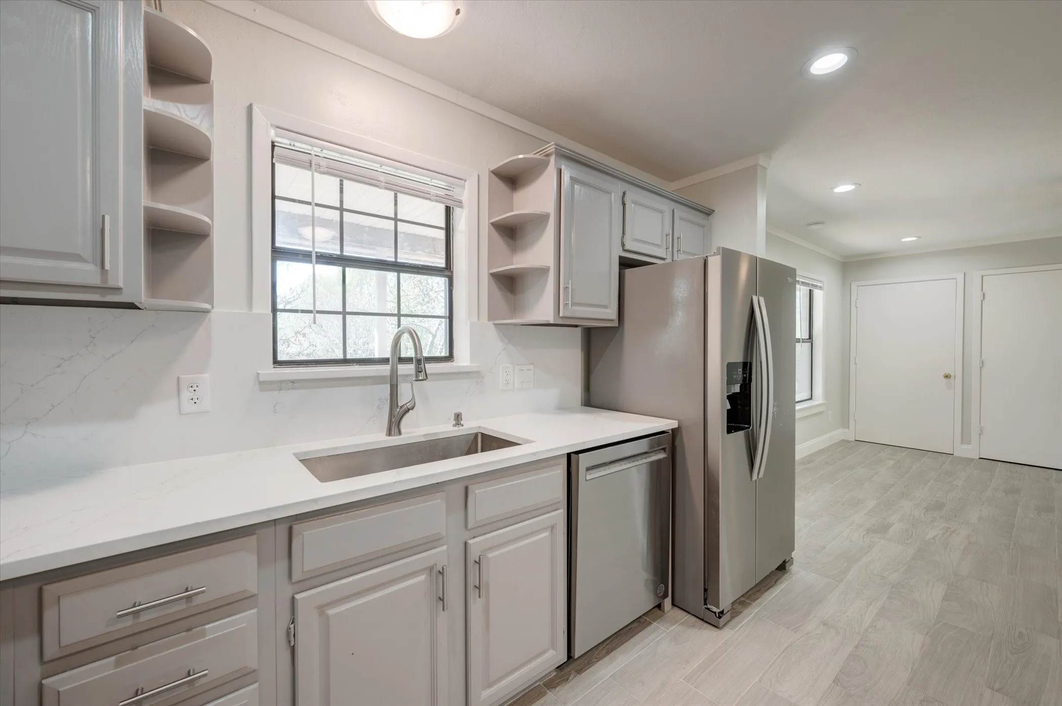 Single Family Residence For Rent in Denton County , 304 Oak Drive, Argyle, Texas 76226, 3 Bedroom, 2 Bathroom, Garage spaces, 1,947 Sqft, built in 1998, mls#21272846, Real Estate Agent in Argyle, Homes For Rent in Denton county, Homes For Rent in Argyle, Realtor in Argyle Texas, Real Estate Brokerage Independent Realty Texas, Luminita Cordes Realtor
