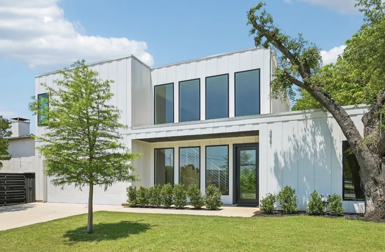 Single Family Residence For Sale in Dallas County , 3941 Adrian Drive, Dallas, Texas 75209, 5 Bedroom, 6 Bathroom, 2 Garage spaces, 4,236 Sqft, built in 2023, mls#21272869, Real Estate Agent in Dallas, Homes For Sale in Dallas county, Homes For Sale in Dallas, Realtor in Dallas Texas, Real Estate Brokerage Independent Realty Texas, Luminita Cordes Realtor