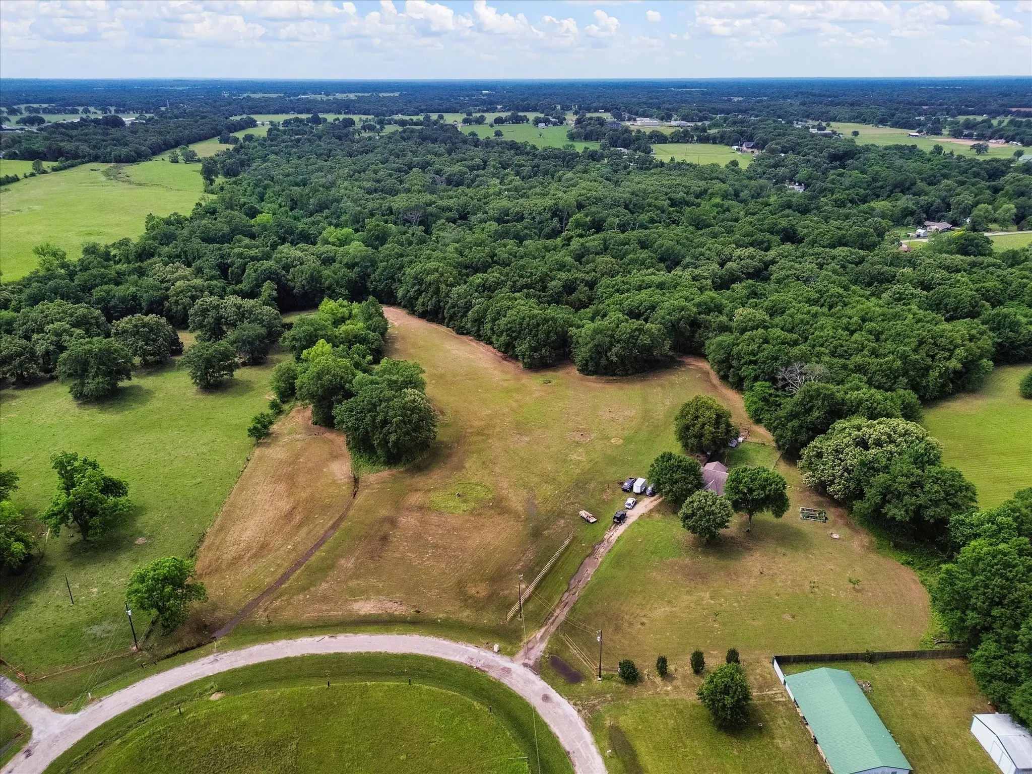 Single Family Residence For Sale in Rains County , 300 Rs County Road 3367, Emory, Texas 75440, 3 Bedrooms, 2 Bathrooms, Garage spaces, 1,626 Sqft, built in 1998, Price $509,995, mls#21272602, Real Estate Agent in Emory, Homes For Sale in Rains county, Homes For Sale in Emory, Realtor in Emory Texas, Real Estate Brokerage Independent Realty Texas, Luminita Cordes Realtor