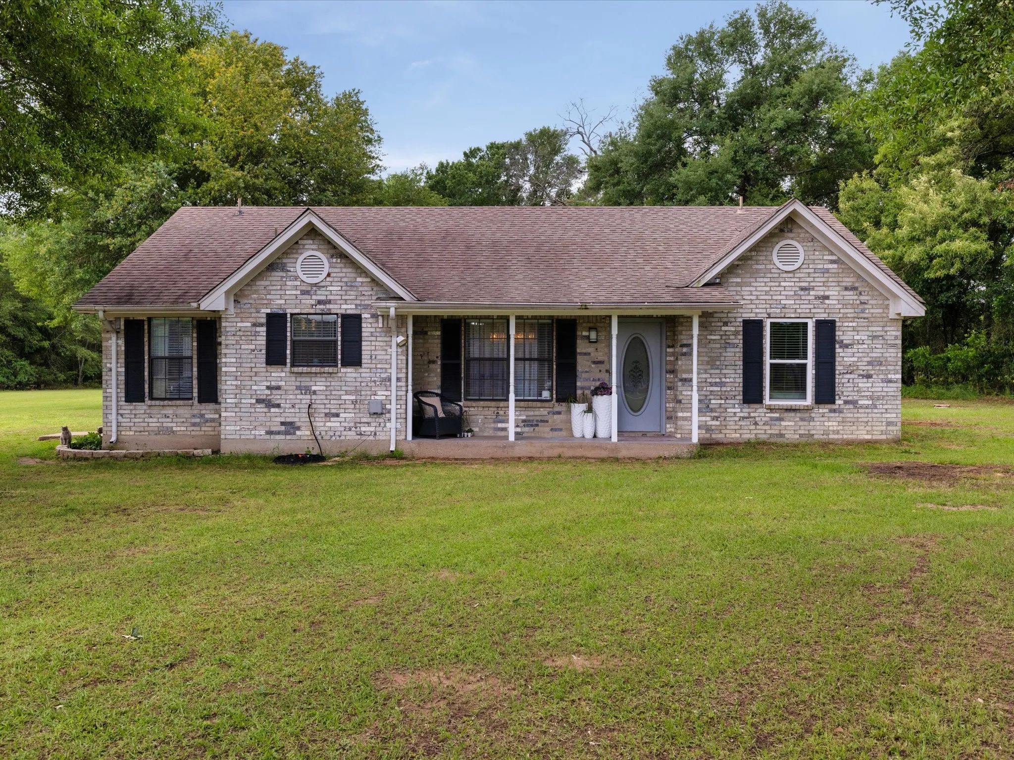 Single Family Residence For Sale in Rains County , 300 Rs County Road 3367, Emory, Texas 75440, 3 Bedrooms, 2 Bathrooms, Garage spaces, 1,626 Sqft, built in 1998, Price $509,995, mls#21272602, Real Estate Agent in Emory, Homes For Sale in Rains county, Homes For Sale in Emory, Realtor in Emory Texas, Real Estate Brokerage Independent Realty Texas, Luminita Cordes Realtor