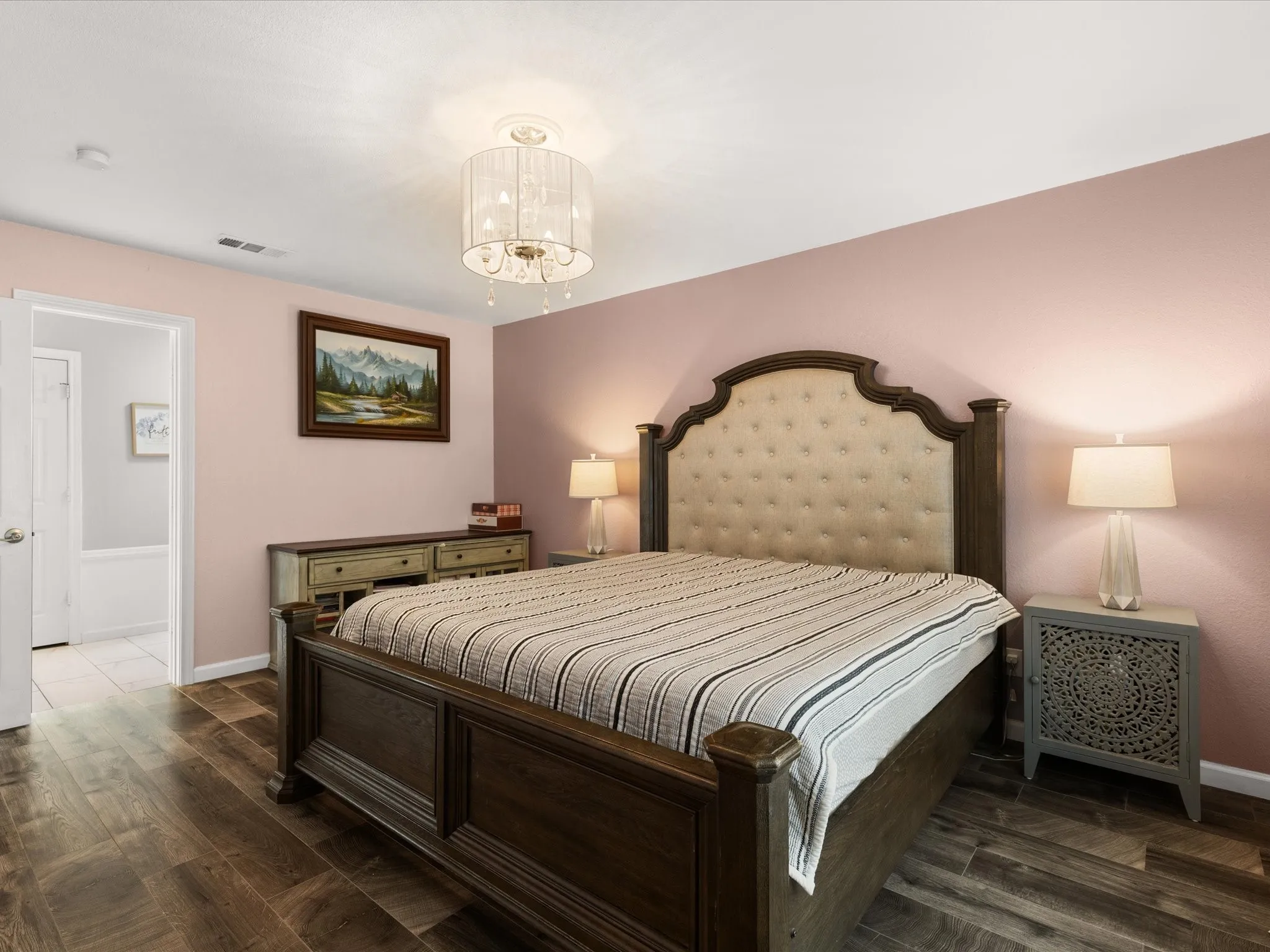 Single Family Residence For Sale in Rains County , 300 Rs County Road 3367, Emory, Texas 75440, 3 Bedrooms, 2 Bathrooms, Garage spaces, 1,626 Sqft, built in 1998, Price $509,995, mls#21272602, Real Estate Agent in Emory, Homes For Sale in Rains county, Homes For Sale in Emory, Realtor in Emory Texas, Real Estate Brokerage Independent Realty Texas, Luminita Cordes Realtor