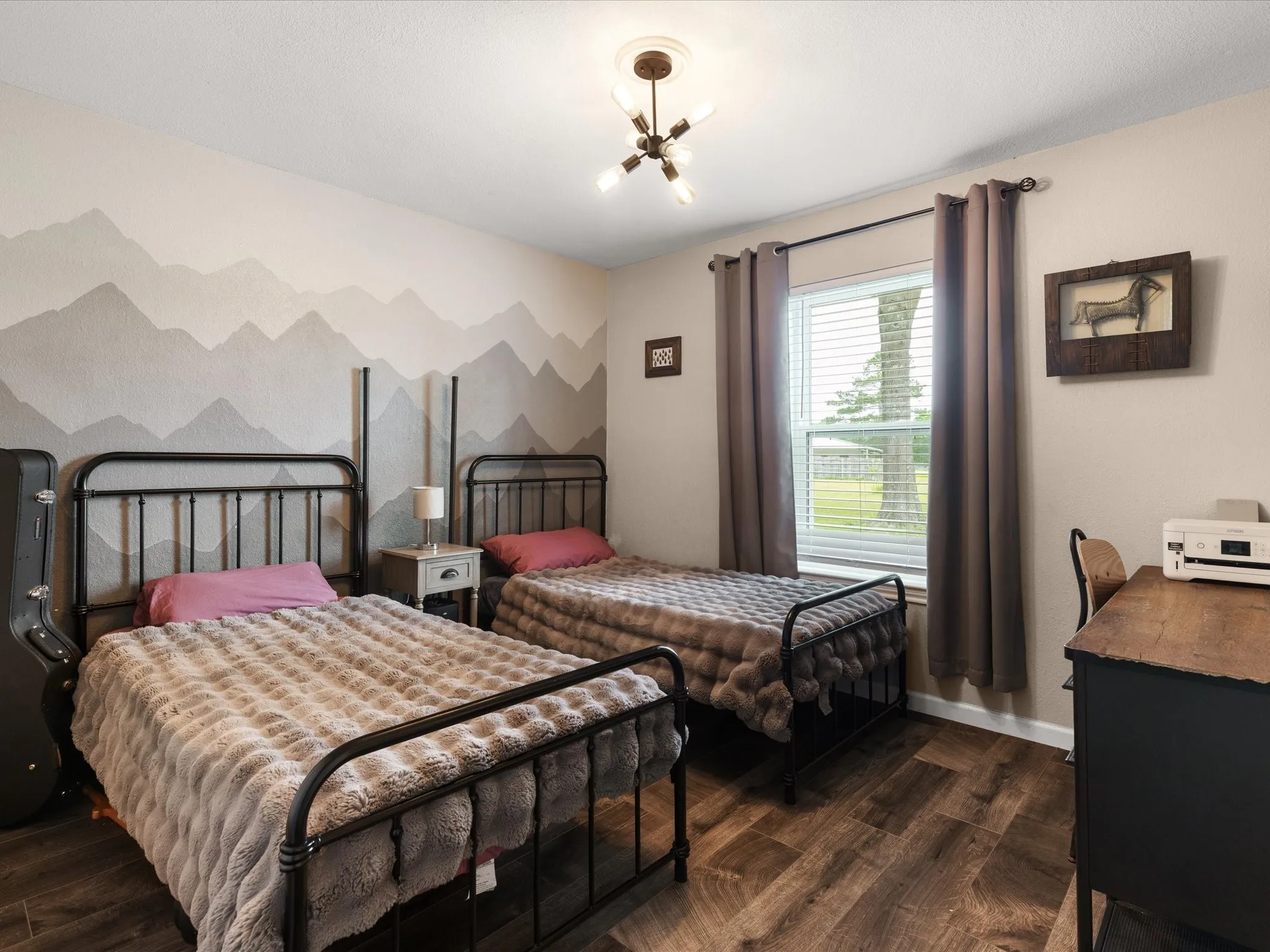 Single Family Residence For Sale in Rains County , 300 Rs County Road 3367, Emory, Texas 75440, 3 Bedrooms, 2 Bathrooms, Garage spaces, 1,626 Sqft, built in 1998, Price $509,995, mls#21272602, Real Estate Agent in Emory, Homes For Sale in Rains county, Homes For Sale in Emory, Realtor in Emory Texas, Real Estate Brokerage Independent Realty Texas, Luminita Cordes Realtor