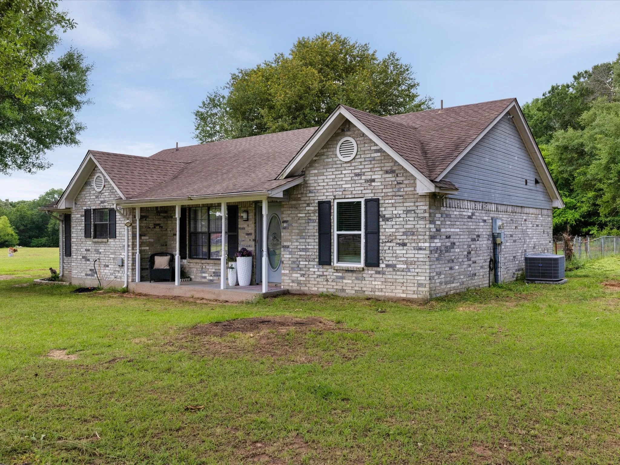 Single Family Residence For Sale in Rains County , 300 Rs County Road 3367, Emory, Texas 75440, 3 Bedrooms, 2 Bathrooms, Garage spaces, 1,626 Sqft, built in 1998, Price $509,995, mls#21272602, Real Estate Agent in Emory, Homes For Sale in Rains county, Homes For Sale in Emory, Realtor in Emory Texas, Real Estate Brokerage Independent Realty Texas, Luminita Cordes Realtor