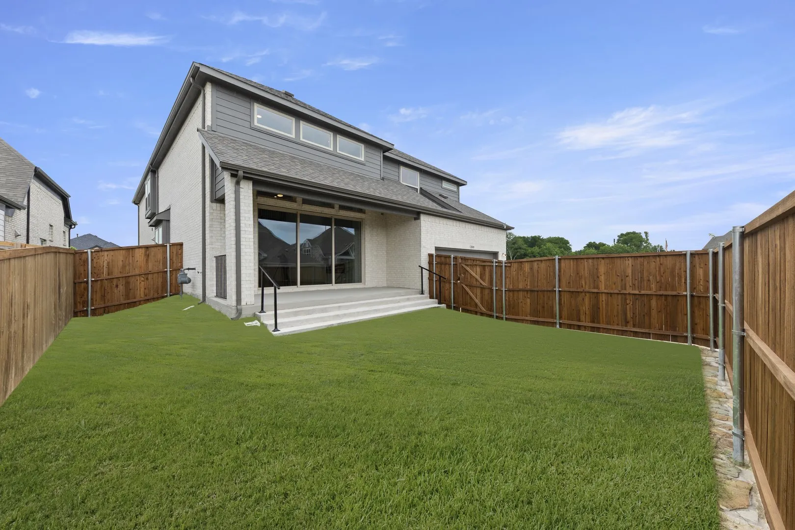 27. 12808 Cedar Ridge - Back (2)
