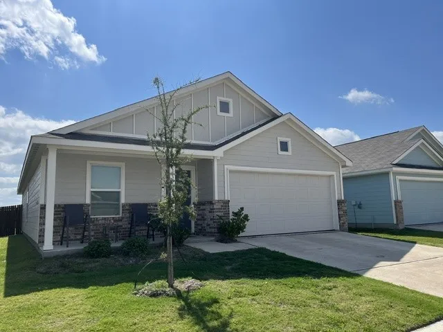 Single Family Residence For Rent in Collin County , 5835 Rock Maple Drive, Princeton, Texas 75407, 3 Bedrooms, 2 Bathrooms, 2 Garage spaces, 1,479 Sqft, built in 2024, Price $1,790, mls#21272507, Real Estate Agent in Princeton, Homes For Rent in Collin county, Homes For Rent in Princeton, Realtor in Princeton Texas, Real Estate Brokerage Independent Realty Texas, Luminita Cordes Realtor