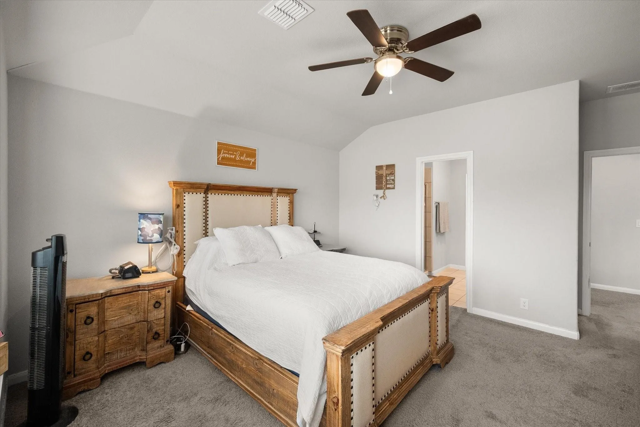Single Family Residence For Sale in Johnson County , 1100 Nighthawk Trail, Alvarado, Texas 76009, 3 Bedrooms, 2 Bathrooms, 2 Garage spaces, 1,695 Sqft, built in 2021, Price $285,000, mls#21272881, Real Estate Agent in Alvarado, Homes For Sale in Johnson county, Homes For Sale in Alvarado, Realtor in Alvarado Texas, Real Estate Brokerage Independent Realty Texas, Luminita Cordes Realtor