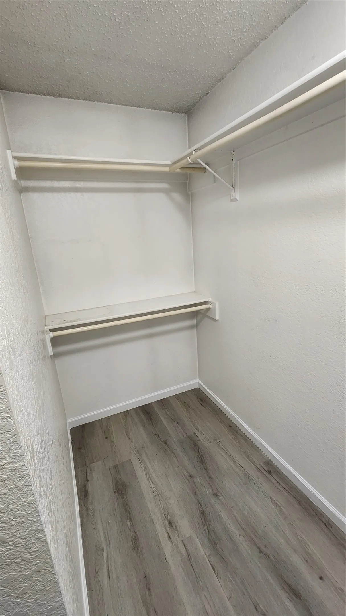 Single Family Residence For Rent in Dallas County , 520 Kirkland Drive, Coppell, Texas 75019, 2 Bedroom, 2 Bathroom, 1 Garage spaces, 1,201 Sqft, built in 1984, mls#21272946, Real Estate Agent in Coppell, Homes For Rent in Dallas county, Homes For Rent in Coppell, Realtor in Coppell Texas, Real Estate Brokerage Independent Realty Texas, Luminita Cordes Realtor