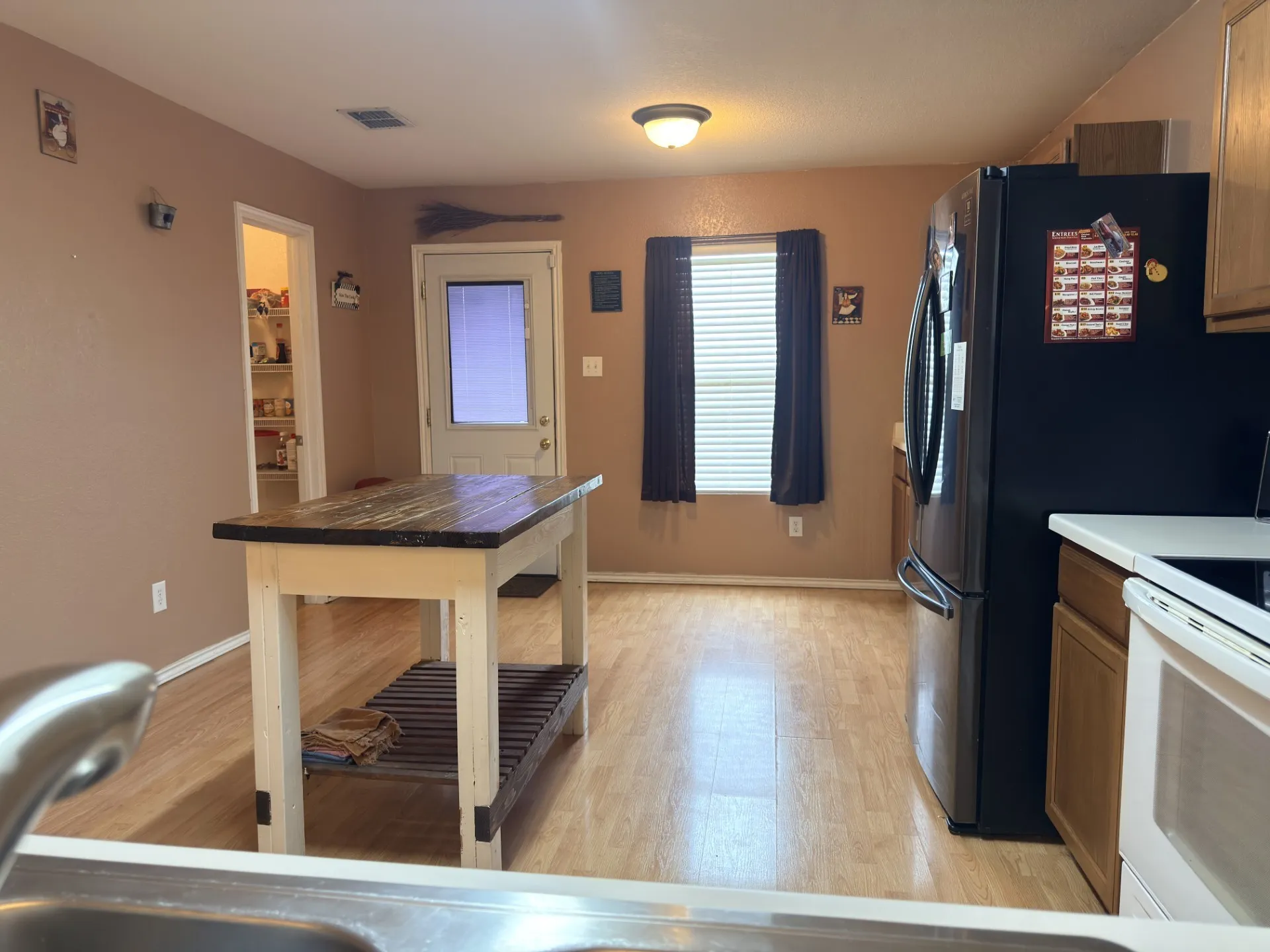 Single Family Residence For Sale in Rockwall County , 1201 Cyprus Drive, Royse City, Texas 75189, 3 Bedroom, 2 Bathroom, 2 Garage spaces, 1,869 Sqft, built in 2006, mls#21272968, Real Estate Agent in Royse City, Homes For Sale in Rockwall county, Homes For Sale in Royse City, Realtor in Royse City Texas, Real Estate Brokerage Independent Realty Texas, Luminita Cordes Realtor
