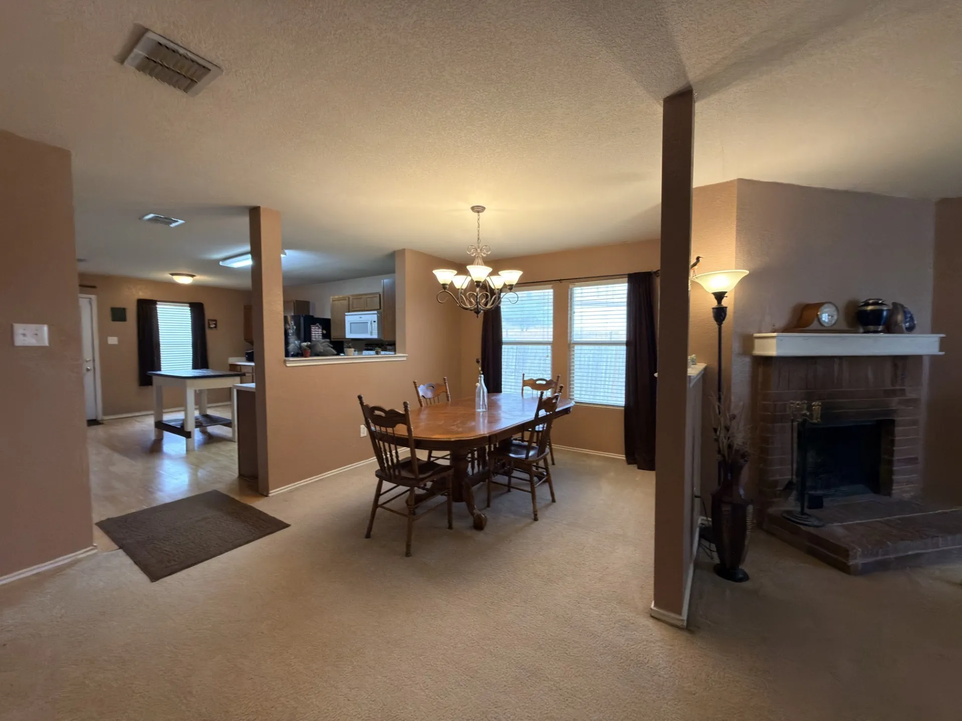 Single Family Residence For Sale in Rockwall County , 1201 Cyprus Drive, Royse City, Texas 75189, 3 Bedroom, 2 Bathroom, 2 Garage spaces, 1,869 Sqft, built in 2006, mls#21272968, Real Estate Agent in Royse City, Homes For Sale in Rockwall county, Homes For Sale in Royse City, Realtor in Royse City Texas, Real Estate Brokerage Independent Realty Texas, Luminita Cordes Realtor