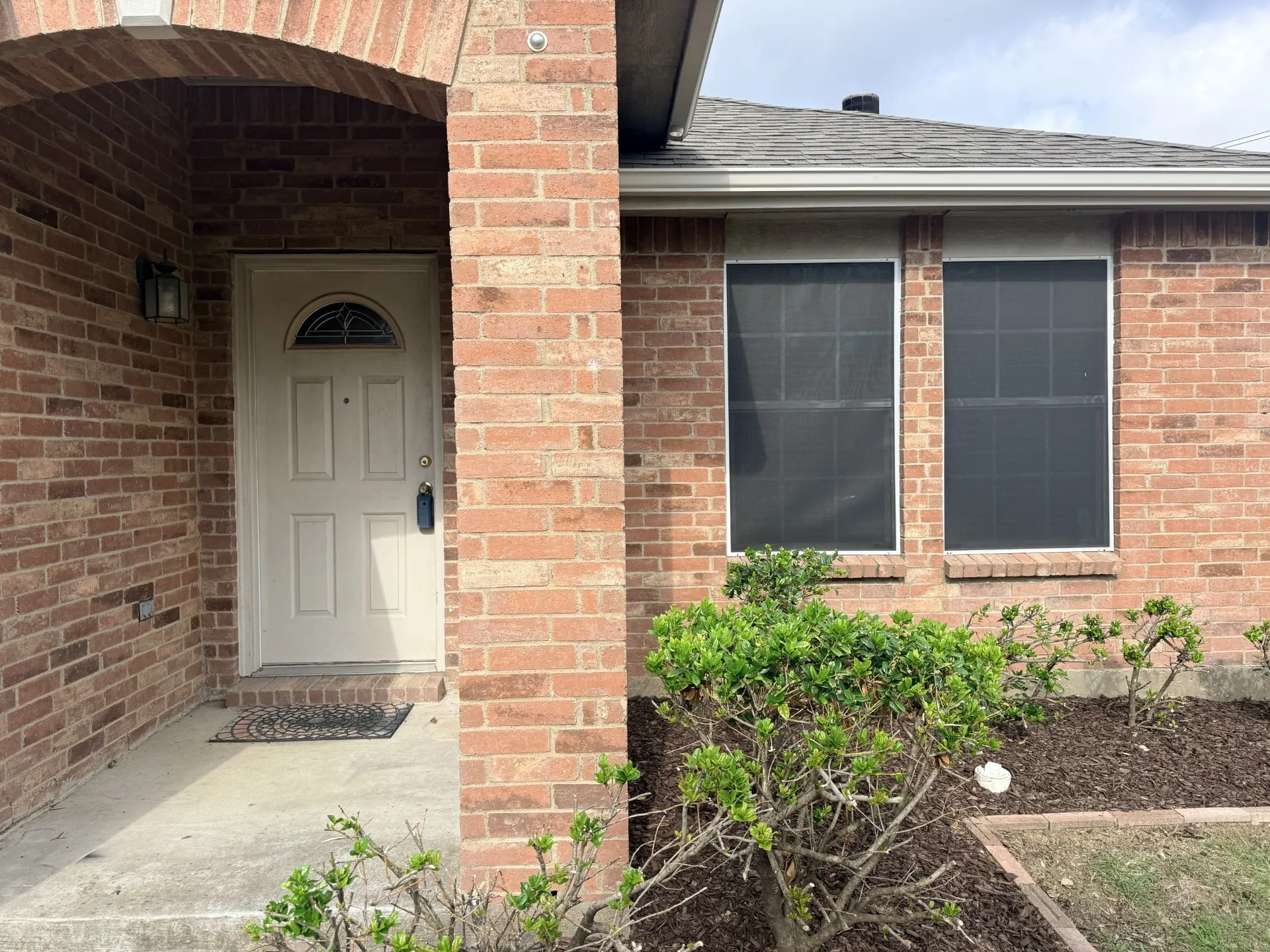 Single Family Residence For Sale in Rockwall County , 1201 Cyprus Drive, Royse City, Texas 75189, 3 Bedroom, 2 Bathroom, 2 Garage spaces, 1,869 Sqft, built in 2006, mls#21272968, Real Estate Agent in Royse City, Homes For Sale in Rockwall county, Homes For Sale in Royse City, Realtor in Royse City Texas, Real Estate Brokerage Independent Realty Texas, Luminita Cordes Realtor