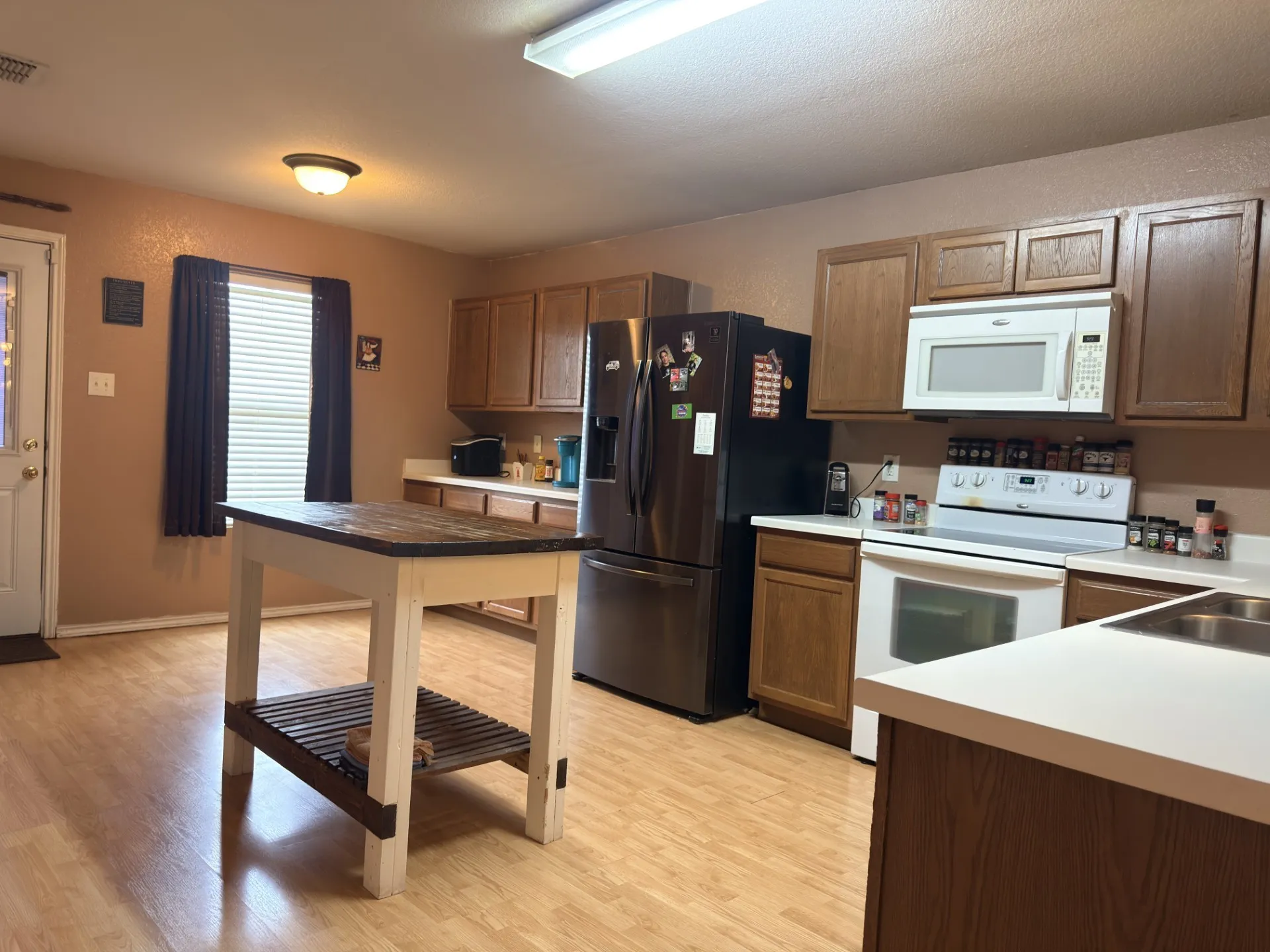 Single Family Residence For Sale in Rockwall County , 1201 Cyprus Drive, Royse City, Texas 75189, 3 Bedroom, 2 Bathroom, 2 Garage spaces, 1,869 Sqft, built in 2006, mls#21272968, Real Estate Agent in Royse City, Homes For Sale in Rockwall county, Homes For Sale in Royse City, Realtor in Royse City Texas, Real Estate Brokerage Independent Realty Texas, Luminita Cordes Realtor