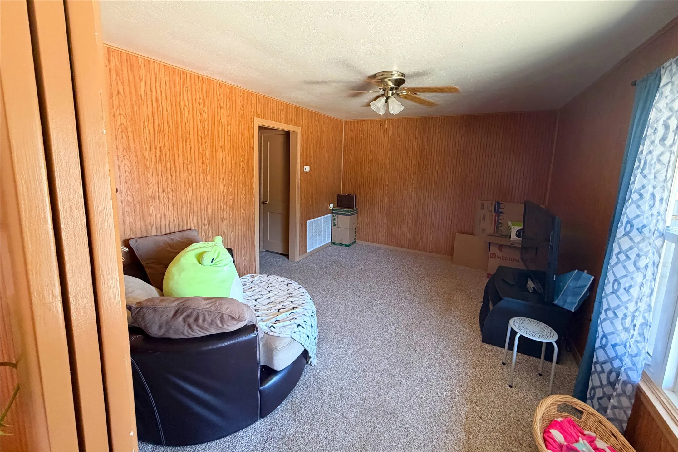Single Family Residence For Sale in Cottle County , 1606 Richards Street, Paducah, Texas 79248, 2 Bedroom, 2 Bathroom, Garage spaces, 1,666 Sqft, built in 1900, mls#21272967, Real Estate Agent in Paducah, Homes For Sale in Cottle county, Homes For Sale in Paducah, Realtor in Paducah Texas, Real Estate Brokerage Independent Realty Texas, Luminita Cordes Realtor