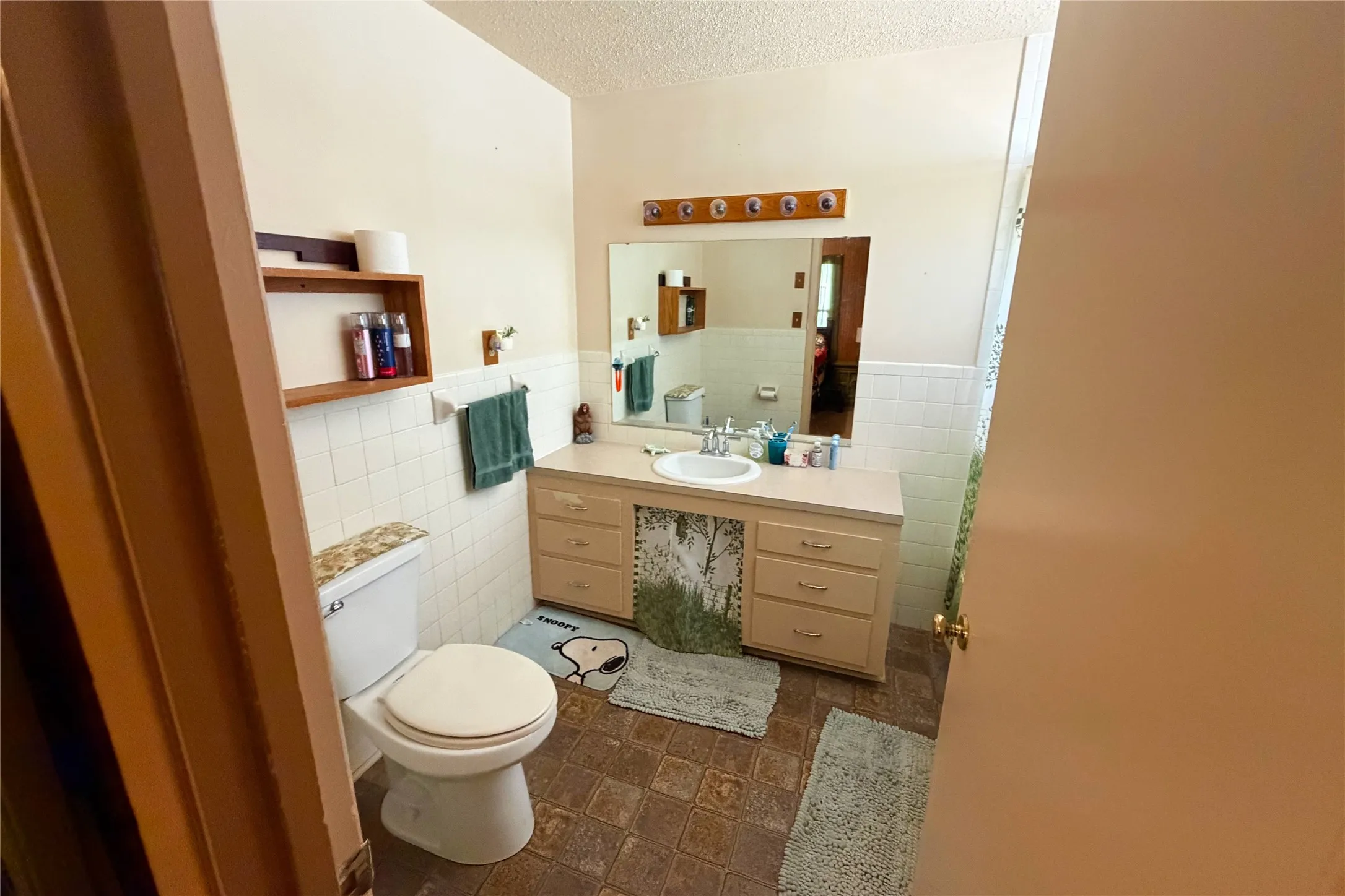 Single Family Residence For Sale in Cottle County , 1606 Richards Street, Paducah, Texas 79248, 2 Bedroom, 2 Bathroom, Garage spaces, 1,666 Sqft, built in 1900, mls#21272967, Real Estate Agent in Paducah, Homes For Sale in Cottle county, Homes For Sale in Paducah, Realtor in Paducah Texas, Real Estate Brokerage Independent Realty Texas, Luminita Cordes Realtor