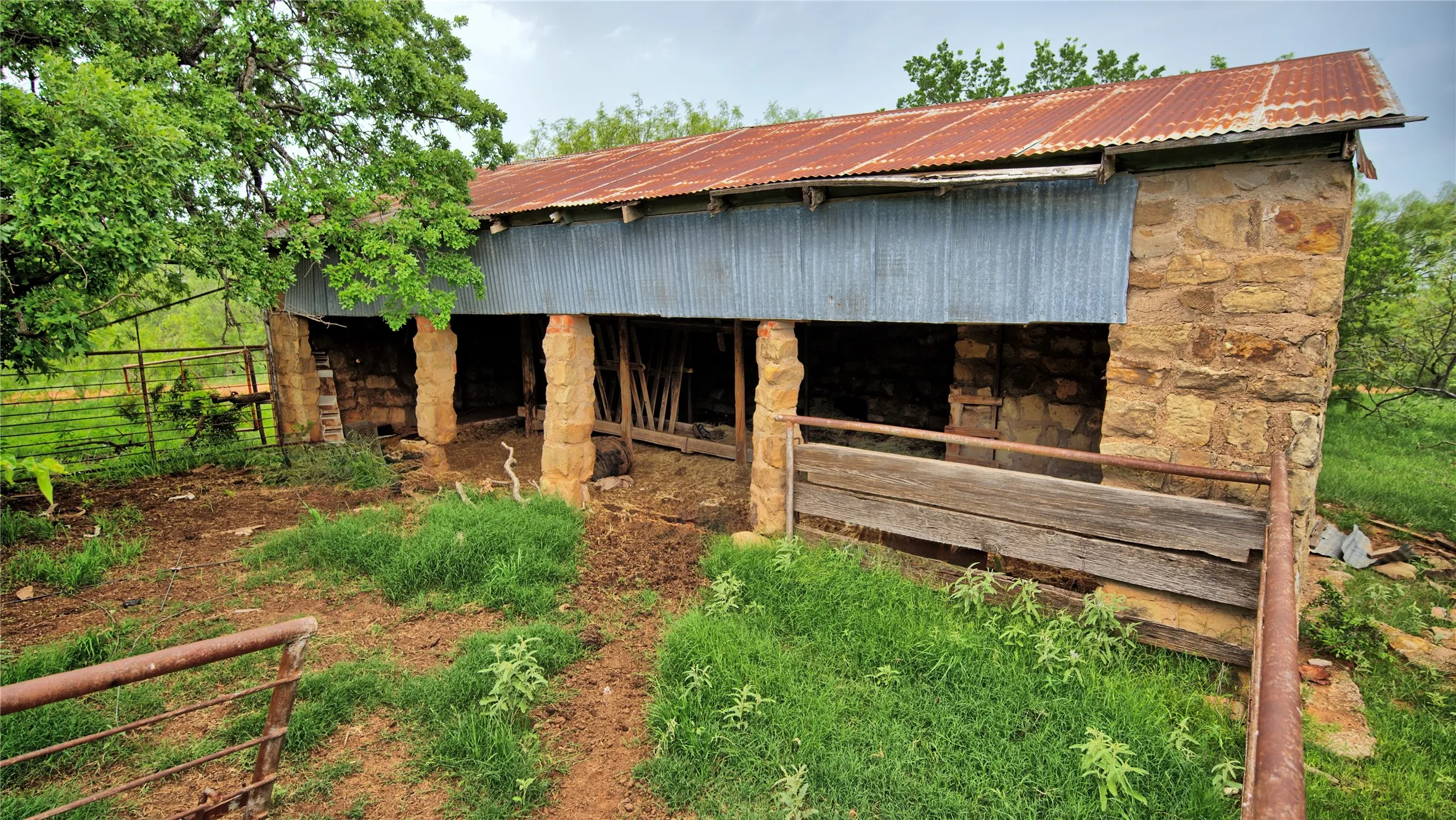 Unimproved Land For Sale in Montague County , TBD Cardwell Road, Ringgold, Texas 76261, 0, 0, Garage spaces, 0 Sqft, built in 0, Price $995,000, mls#21267830, Real Estate Agent in Ringgold, Homes For Sale in Montague county, Homes For Sale in Ringgold, Realtor in Ringgold Texas, Real Estate Brokerage Independent Realty Texas, Luminita Cordes Realtor