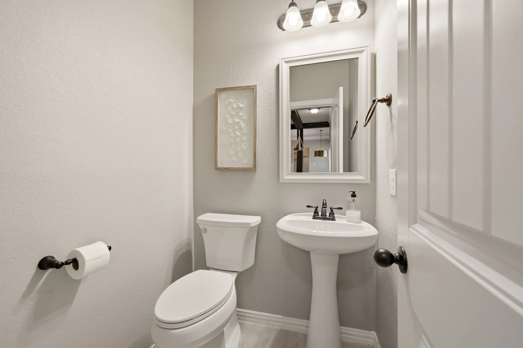 Single Family Residence For Sale in Wise County , 140 Heather Lane, Decatur, Texas 76234, 4 Bedroom, 3 Bathroom, 3 Garage spaces, 2,816 Sqft, built in 2017, mls#21253297, Real Estate Agent in Decatur, Homes For Sale in Wise county, Homes For Sale in Decatur, Realtor in Decatur Texas, Real Estate Brokerage Independent Realty Texas, Luminita Cordes Realtor