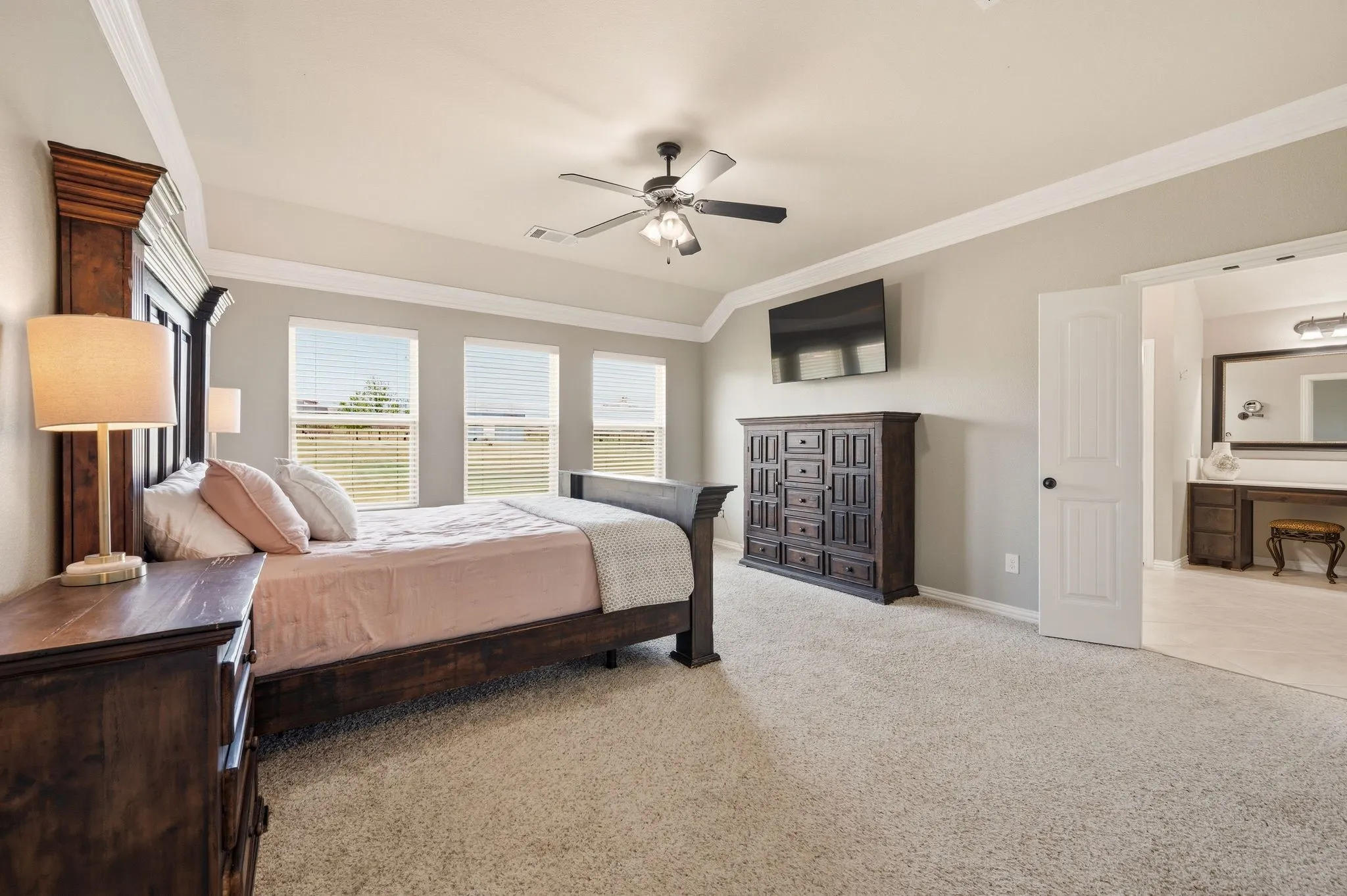 Single Family Residence For Sale in Wise County , 140 Heather Lane, Decatur, Texas 76234, 4 Bedroom, 3 Bathroom, 3 Garage spaces, 2,816 Sqft, built in 2017, mls#21253297, Real Estate Agent in Decatur, Homes For Sale in Wise county, Homes For Sale in Decatur, Realtor in Decatur Texas, Real Estate Brokerage Independent Realty Texas, Luminita Cordes Realtor