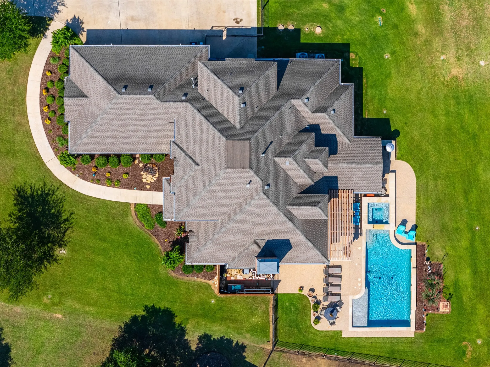 Single Family Residence For Sale in Collin County , 1360 Blue Forest Drive, Prosper, Texas 75078, 4 Bedroom, 4 Bathroom, 3 Garage spaces, 3,786 Sqft, built in 2007, mls#21273004, Real Estate Agent in Prosper, Homes For Sale in Collin county, Homes For Sale in Prosper, Realtor in Prosper Texas, Real Estate Brokerage Independent Realty Texas, Luminita Cordes Realtor