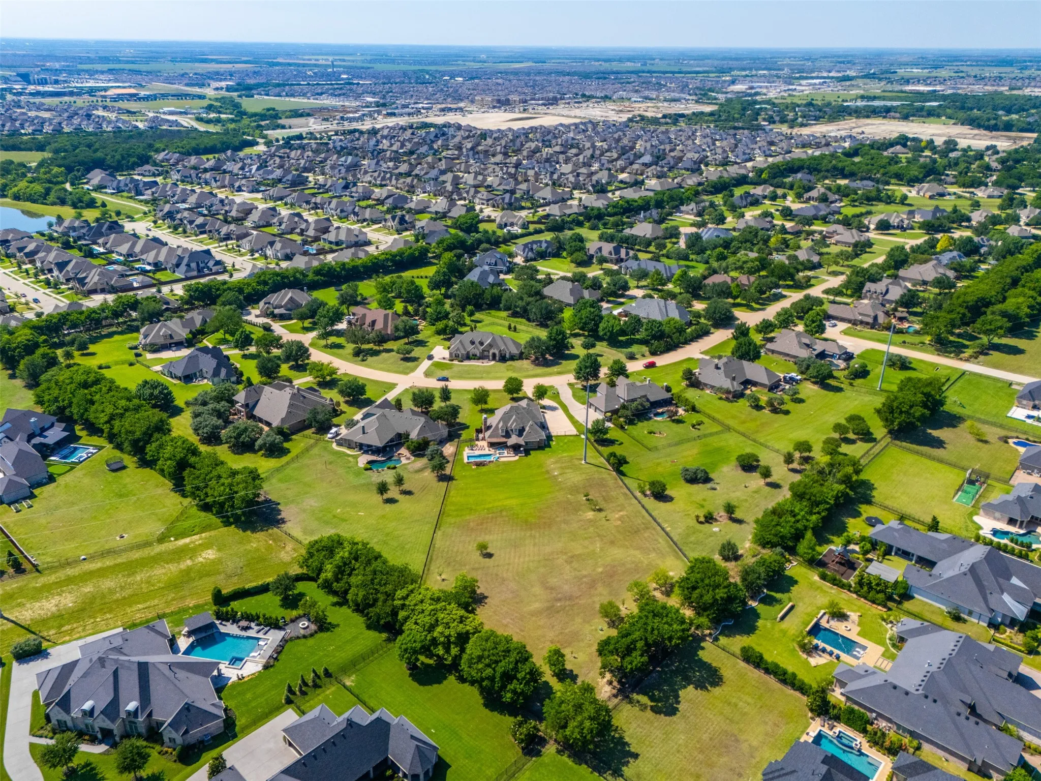 Single Family Residence For Sale in Collin County , 1360 Blue Forest Drive, Prosper, Texas 75078, 4 Bedroom, 4 Bathroom, 3 Garage spaces, 3,786 Sqft, built in 2007, mls#21273004, Real Estate Agent in Prosper, Homes For Sale in Collin county, Homes For Sale in Prosper, Realtor in Prosper Texas, Real Estate Brokerage Independent Realty Texas, Luminita Cordes Realtor