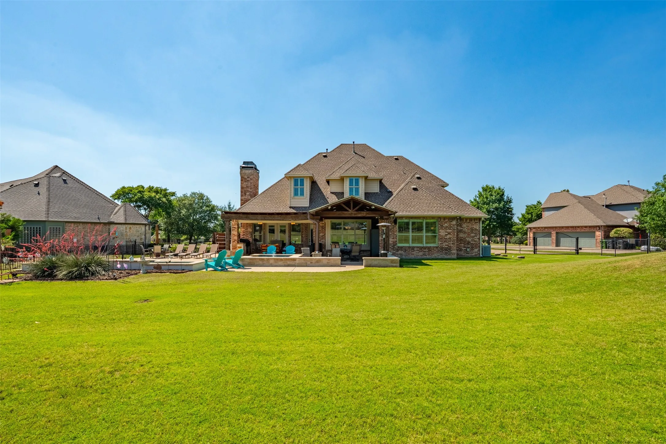 Single Family Residence For Sale in Collin County , 1360 Blue Forest Drive, Prosper, Texas 75078, 4 Bedroom, 4 Bathroom, 3 Garage spaces, 3,786 Sqft, built in 2007, mls#21273004, Real Estate Agent in Prosper, Homes For Sale in Collin county, Homes For Sale in Prosper, Realtor in Prosper Texas, Real Estate Brokerage Independent Realty Texas, Luminita Cordes Realtor