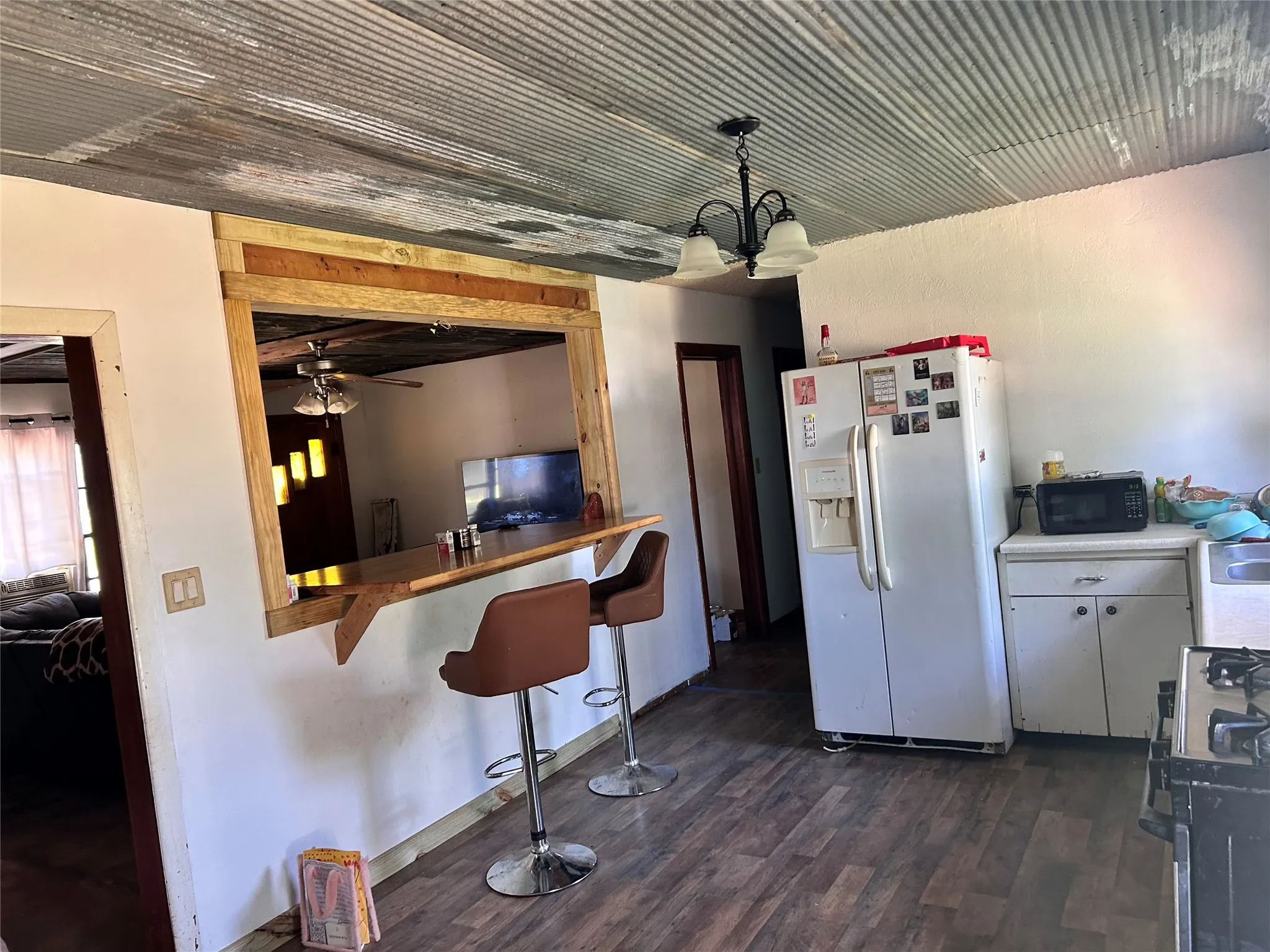 Farm For Sale in Archer County , 1305 Oak, Megargel, Texas 76370, 5 Bedroom, 1 Bathroom, Garage spaces, 1,792 Sqft, built in 1950, mls#21272861, Real Estate Agent in Megargel, Homes For Sale in Archer county, Homes For Sale in Megargel, Realtor in Megargel Texas, Real Estate Brokerage Independent Realty Texas, Luminita Cordes Realtor