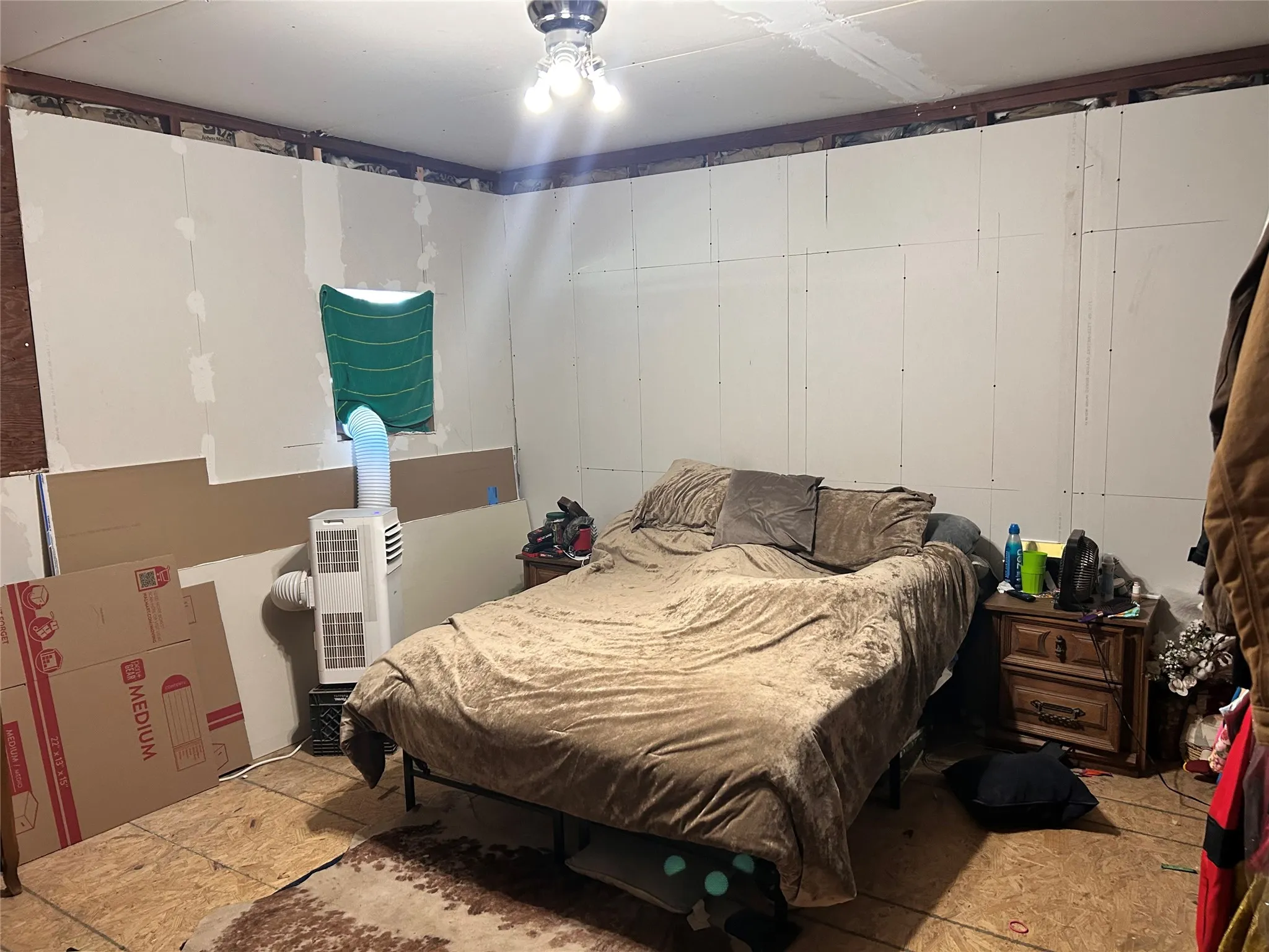 Farm For Sale in Archer County , 1305 Oak, Megargel, Texas 76370, 5 Bedroom, 1 Bathroom, Garage spaces, 1,792 Sqft, built in 1950, mls#21272861, Real Estate Agent in Megargel, Homes For Sale in Archer county, Homes For Sale in Megargel, Realtor in Megargel Texas, Real Estate Brokerage Independent Realty Texas, Luminita Cordes Realtor