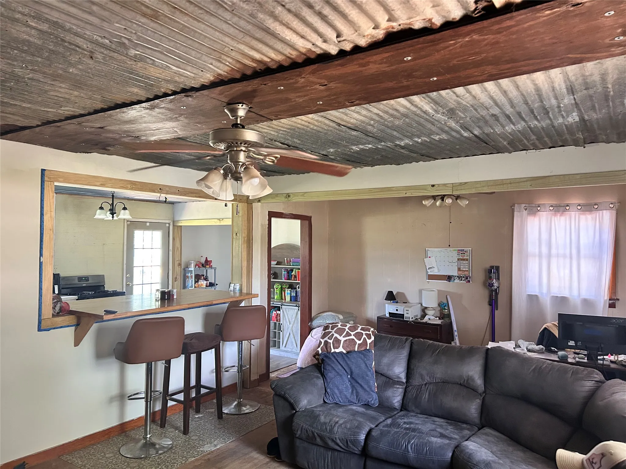 Farm For Sale in Archer County , 1305 Oak, Megargel, Texas 76370, 5 Bedroom, 1 Bathroom, Garage spaces, 1,792 Sqft, built in 1950, mls#21272861, Real Estate Agent in Megargel, Homes For Sale in Archer county, Homes For Sale in Megargel, Realtor in Megargel Texas, Real Estate Brokerage Independent Realty Texas, Luminita Cordes Realtor
