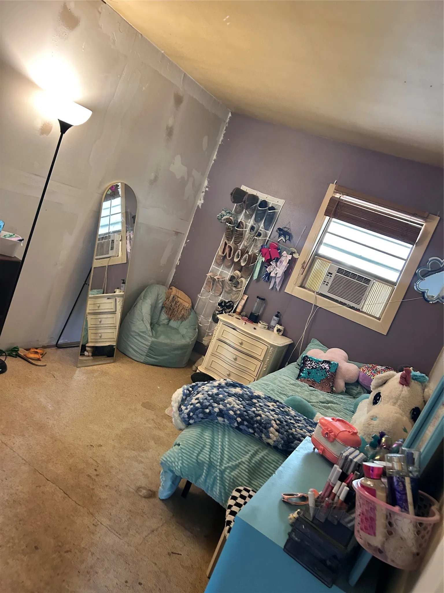 Farm For Sale in Archer County , 1305 Oak, Megargel, Texas 76370, 5 Bedroom, 1 Bathroom, Garage spaces, 1,792 Sqft, built in 1950, mls#21272861, Real Estate Agent in Megargel, Homes For Sale in Archer county, Homes For Sale in Megargel, Realtor in Megargel Texas, Real Estate Brokerage Independent Realty Texas, Luminita Cordes Realtor