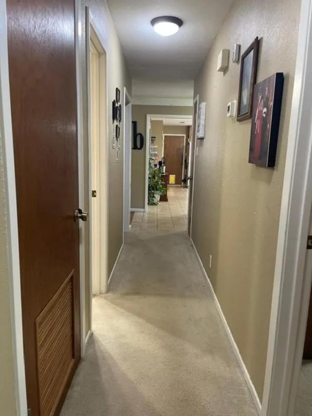 Single Family Residence For Sale in Brown County , 2815 Good Shepherd Drive, Brownwood, Texas 76801, 3 Bedroom, 2 Bathroom, 2 Garage spaces, 1,938 Sqft, built in 1983, mls#21273031, Real Estate Agent in Brownwood, Homes For Sale in Brown county, Homes For Sale in Brownwood, Realtor in Brownwood Texas, Real Estate Brokerage Independent Realty Texas, Luminita Cordes Realtor