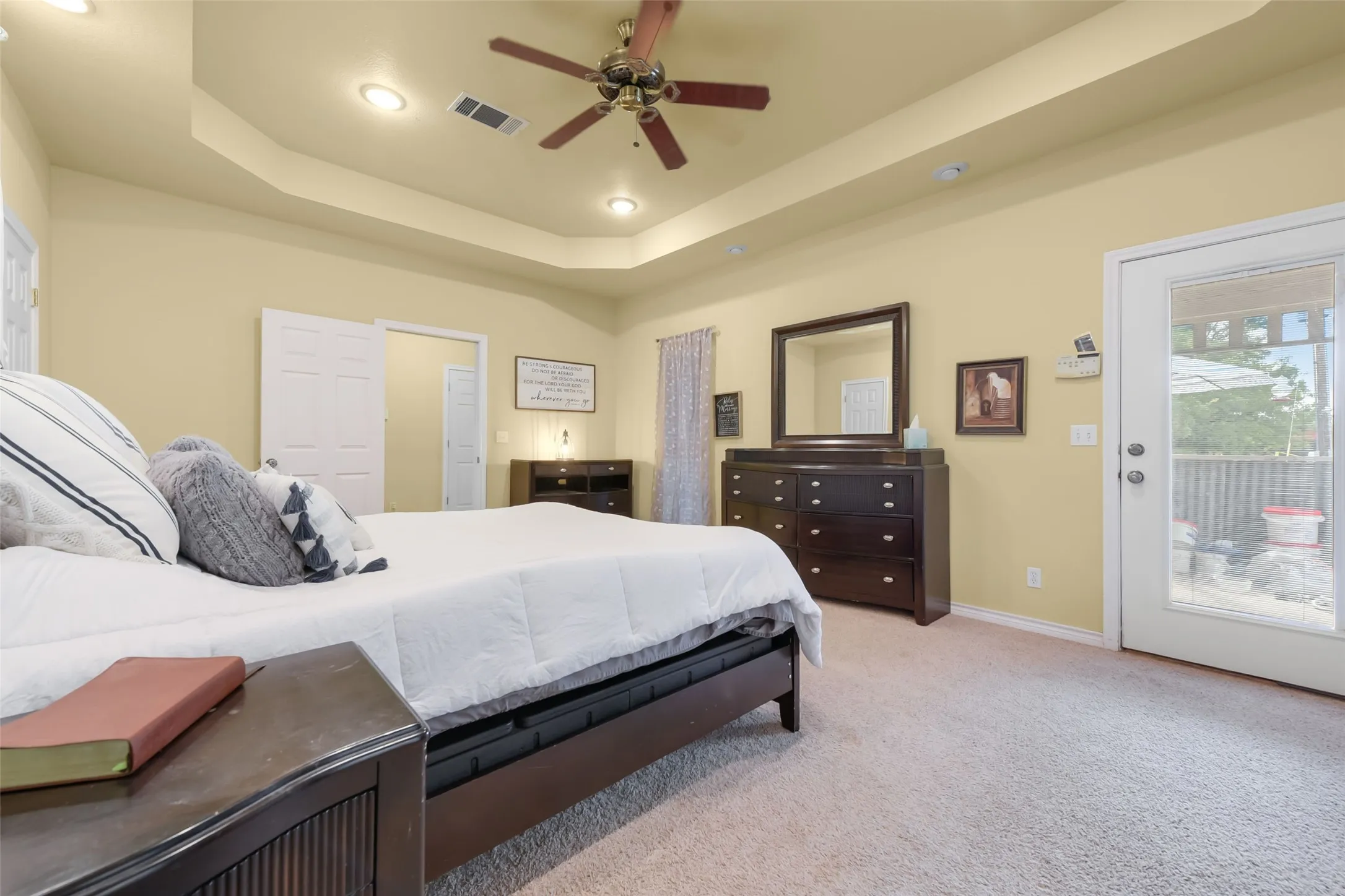 Farm For Sale in Jack County , 3391 Fm 2190, Jacksboro, Texas 76458, 4 Bedroom, 4 Bathroom, 2 Garage spaces, 3,678 Sqft, built in 1999, mls#21269717, Real Estate Agent in Jacksboro, Homes For Sale in Jack county, Homes For Sale in Jacksboro, Realtor in Jacksboro Texas, Real Estate Brokerage Independent Realty Texas, Luminita Cordes Realtor