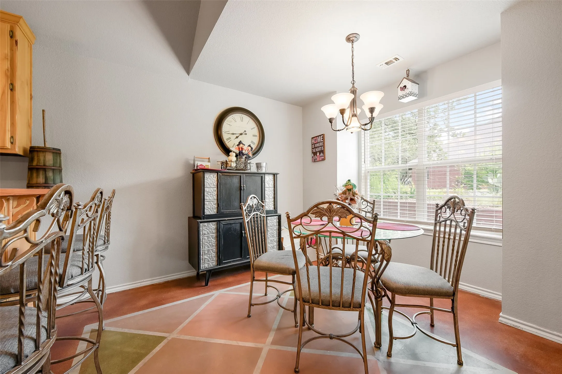 Farm For Sale in Jack County , 3391 Fm 2190, Jacksboro, Texas 76458, 4 Bedroom, 4 Bathroom, 2 Garage spaces, 3,678 Sqft, built in 1999, mls#21269717, Real Estate Agent in Jacksboro, Homes For Sale in Jack county, Homes For Sale in Jacksboro, Realtor in Jacksboro Texas, Real Estate Brokerage Independent Realty Texas, Luminita Cordes Realtor