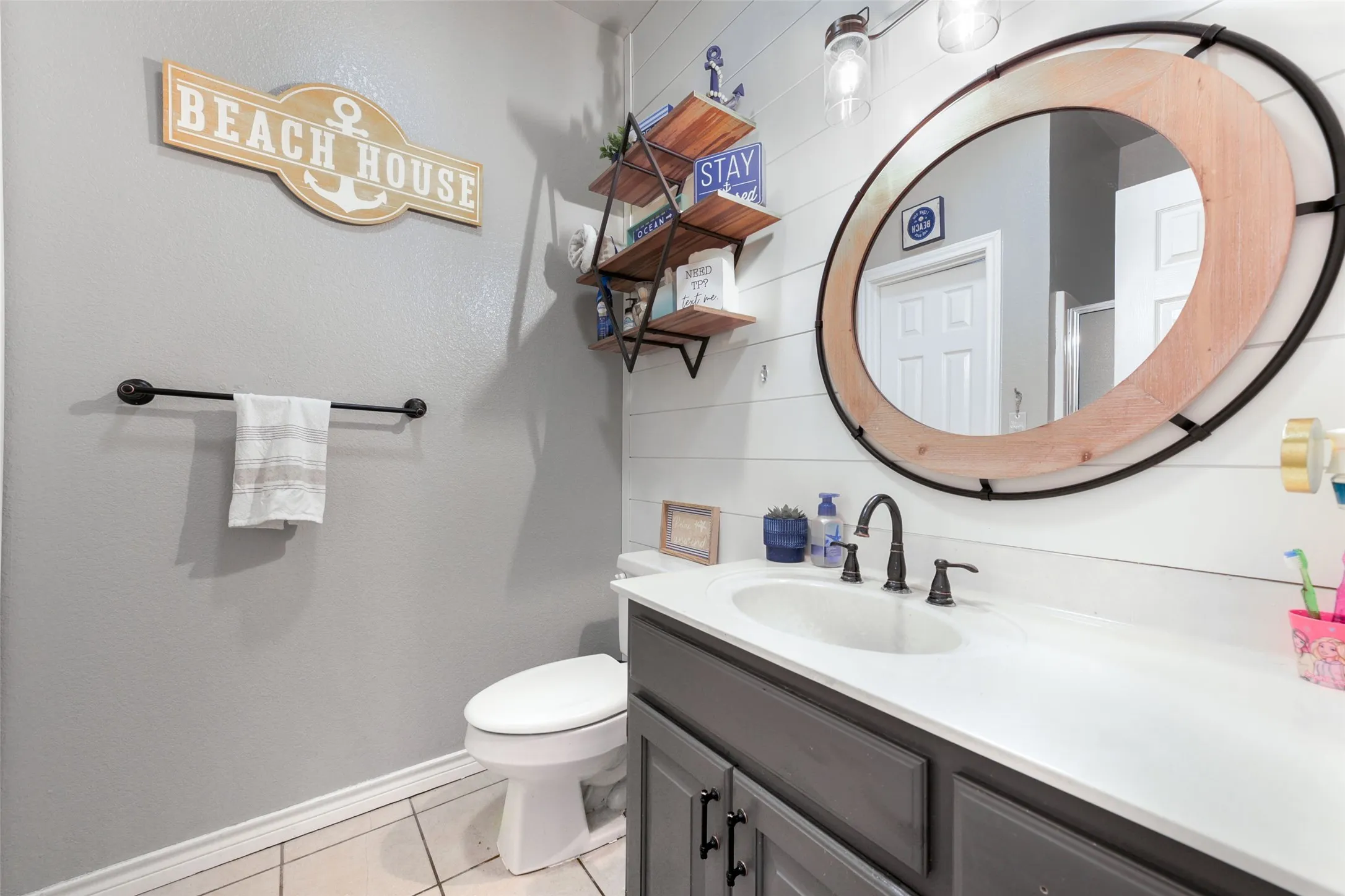 Farm For Sale in Jack County , 3391 Fm 2190, Jacksboro, Texas 76458, 4 Bedroom, 4 Bathroom, 2 Garage spaces, 3,678 Sqft, built in 1999, mls#21269717, Real Estate Agent in Jacksboro, Homes For Sale in Jack county, Homes For Sale in Jacksboro, Realtor in Jacksboro Texas, Real Estate Brokerage Independent Realty Texas, Luminita Cordes Realtor