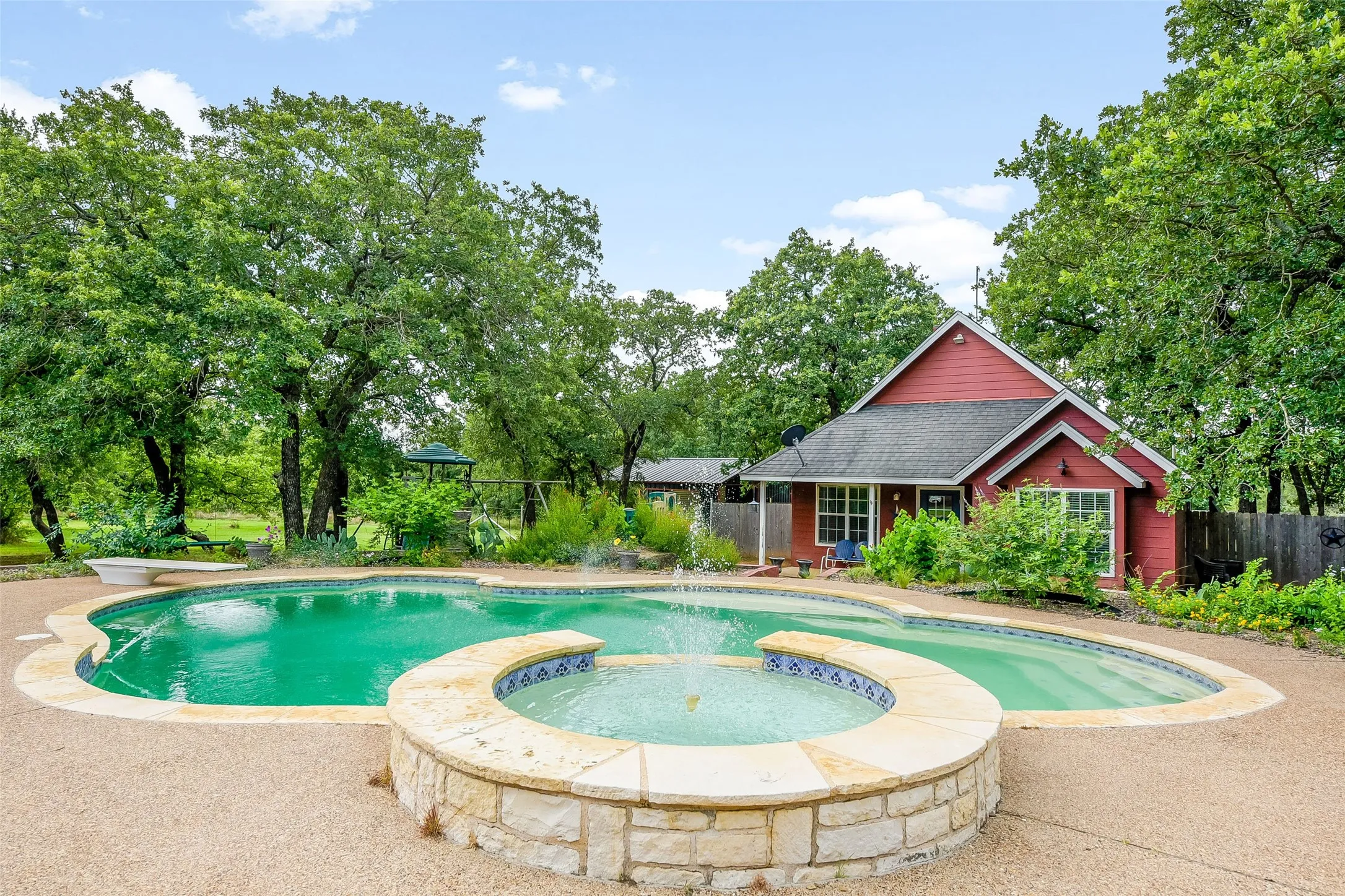 Farm For Sale in Jack County , 3391 Fm 2190, Jacksboro, Texas 76458, 4 Bedroom, 4 Bathroom, 2 Garage spaces, 3,678 Sqft, built in 1999, mls#21269717, Real Estate Agent in Jacksboro, Homes For Sale in Jack county, Homes For Sale in Jacksboro, Realtor in Jacksboro Texas, Real Estate Brokerage Independent Realty Texas, Luminita Cordes Realtor