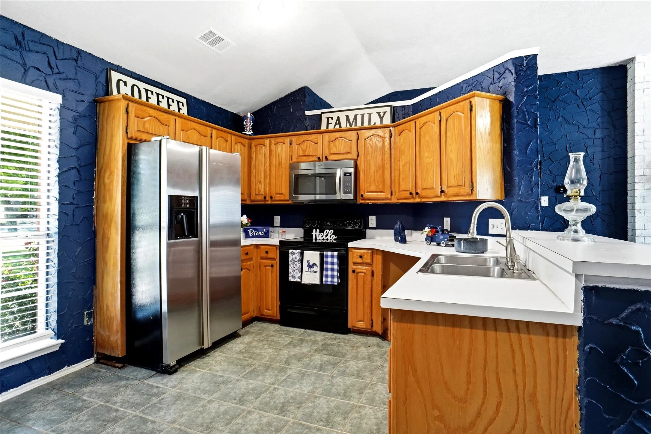 Definitely Has The Country Kitchen Flare