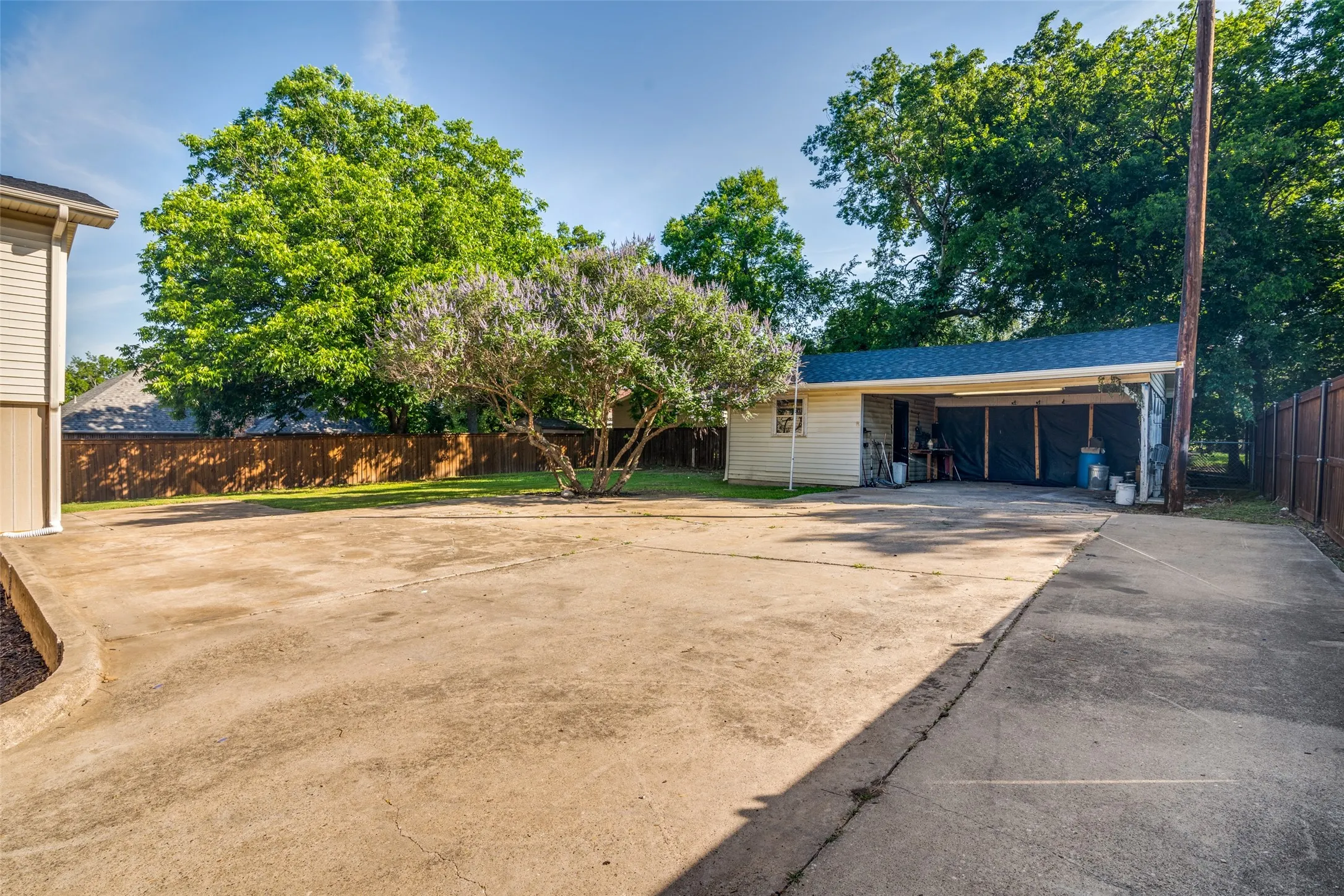 Workshop and carport