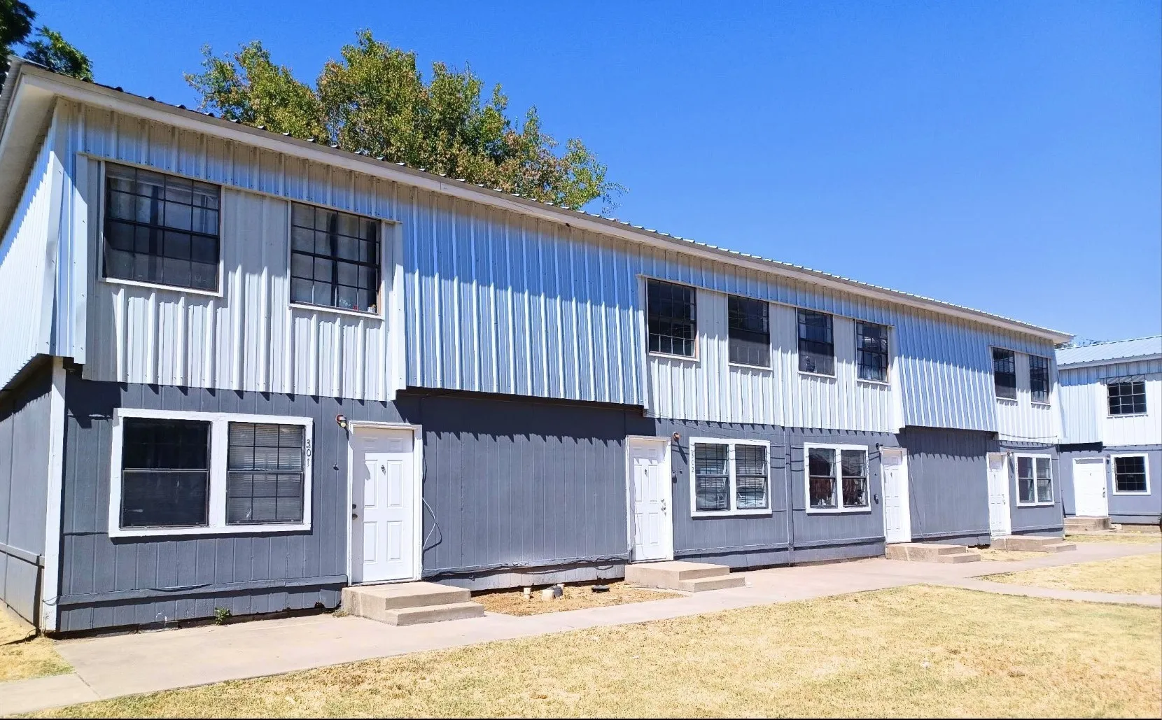For Sale in Hill County , 208 N Church Street, Hillsboro, Texas 76645, 2 Bedroom, 1 Bathroom, Garage spaces, 0 Sqft, built in 1984, Price $1,395,000, mls#21273072, Real Estate Agent in Hillsboro, Homes For Sale in Hill county, Homes For Sale in Hillsboro, Realtor in Hillsboro Texas, Real Estate Brokerage Independent Realty Texas, Luminita Cordes Realtor