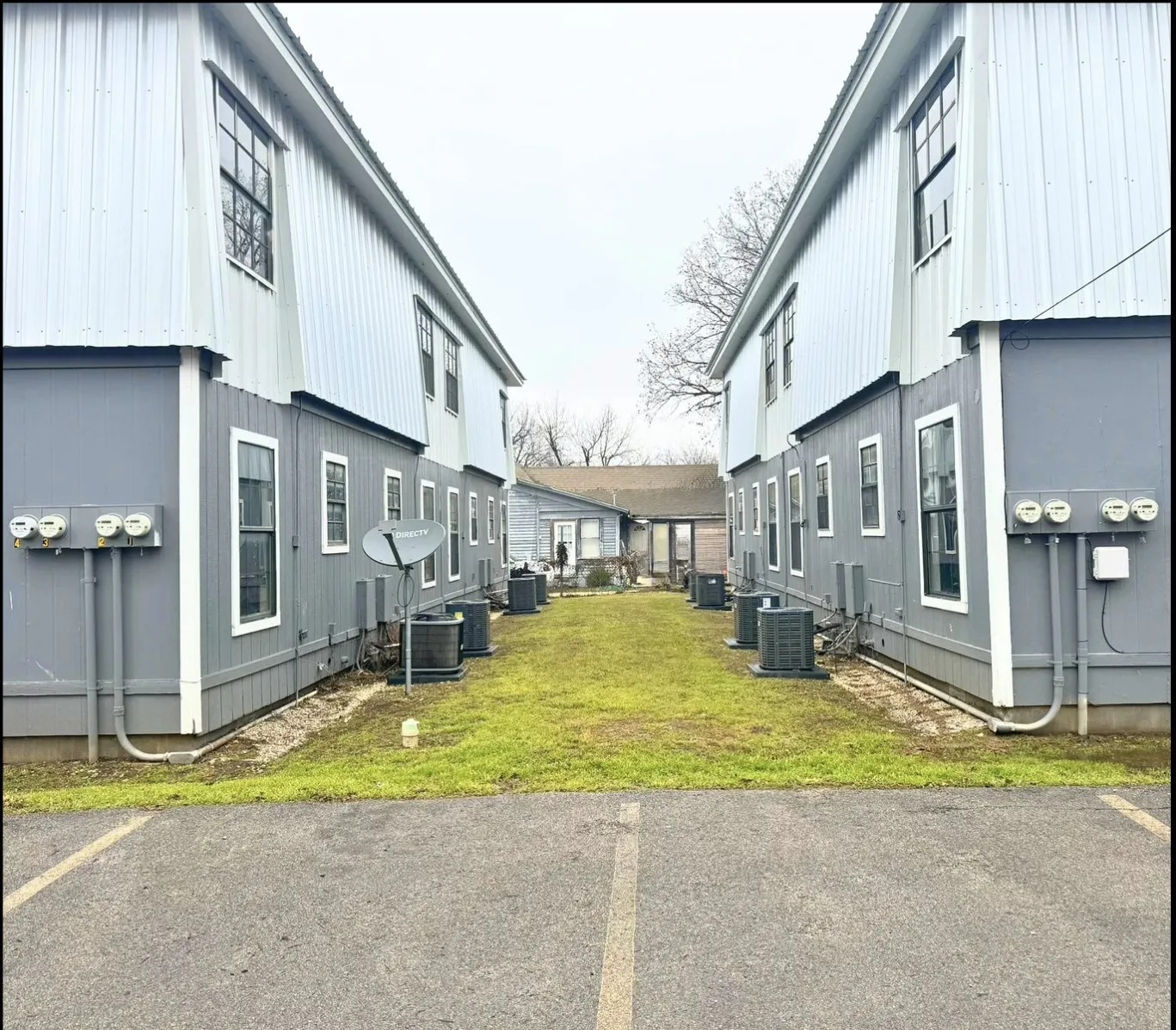 For Sale in Hill County , 208 N Church Street, Hillsboro, Texas 76645, 2 Bedroom, 1 Bathroom, Garage spaces, 0 Sqft, built in 1984, Price $1,395,000, mls#21273072, Real Estate Agent in Hillsboro, Homes For Sale in Hill county, Homes For Sale in Hillsboro, Realtor in Hillsboro Texas, Real Estate Brokerage Independent Realty Texas, Luminita Cordes Realtor
