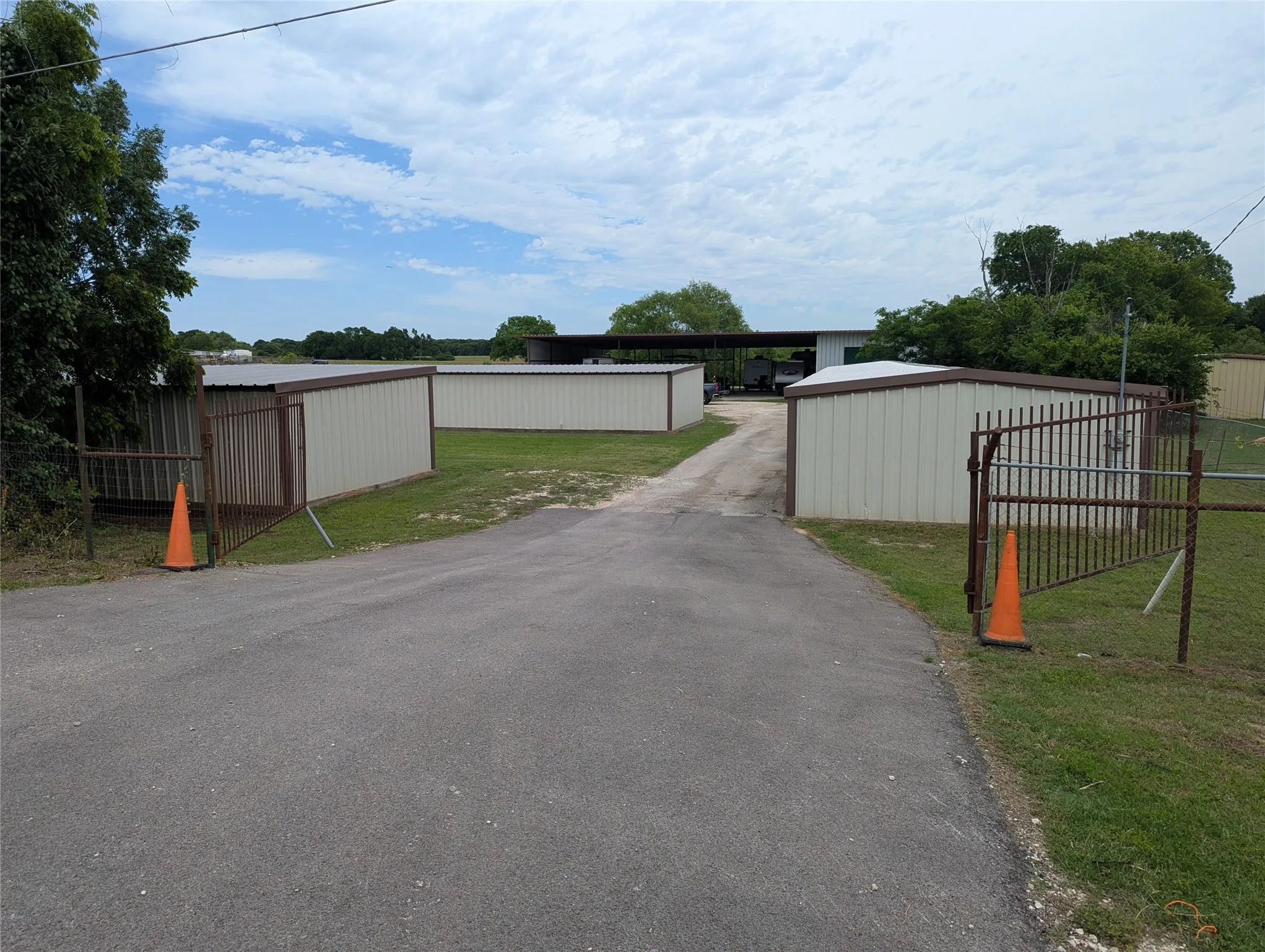 Warehouse For Sale in Hood County , 1303 Temple Hall Highway, Granbury, Texas 76049, 0, 0, Garage spaces, 0 Sqft, built in 2003, Price $425,000, mls#21266834, Real Estate Agent in Granbury, Homes For Sale in Hood county, Homes For Sale in Granbury, Realtor in Granbury Texas, Real Estate Brokerage Independent Realty Texas, Luminita Cordes Realtor