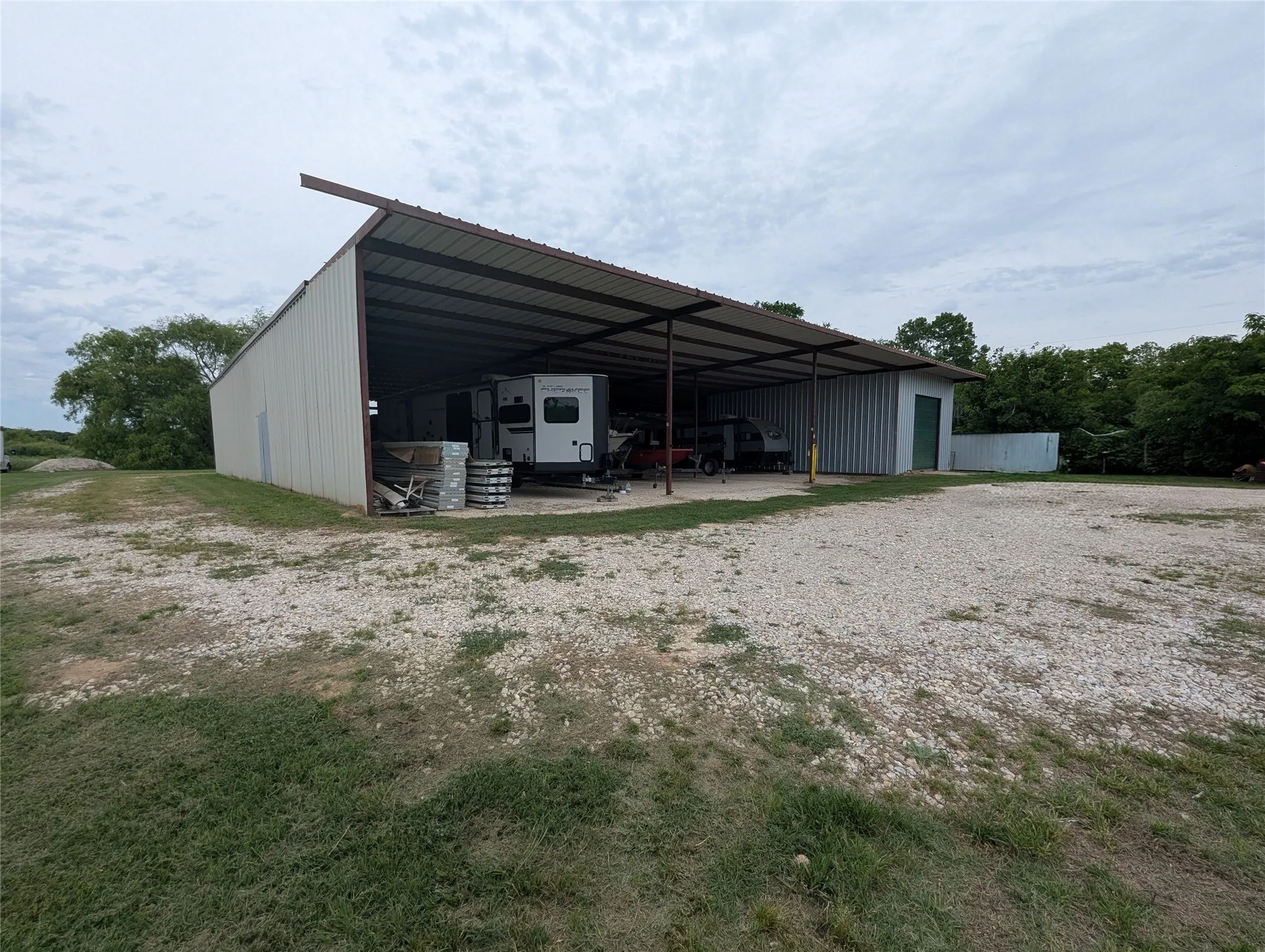 Warehouse For Sale in Hood County , 1303 Temple Hall Highway, Granbury, Texas 76049, 0, 0, Garage spaces, 0 Sqft, built in 2003, Price $425,000, mls#21266834, Real Estate Agent in Granbury, Homes For Sale in Hood county, Homes For Sale in Granbury, Realtor in Granbury Texas, Real Estate Brokerage Independent Realty Texas, Luminita Cordes Realtor