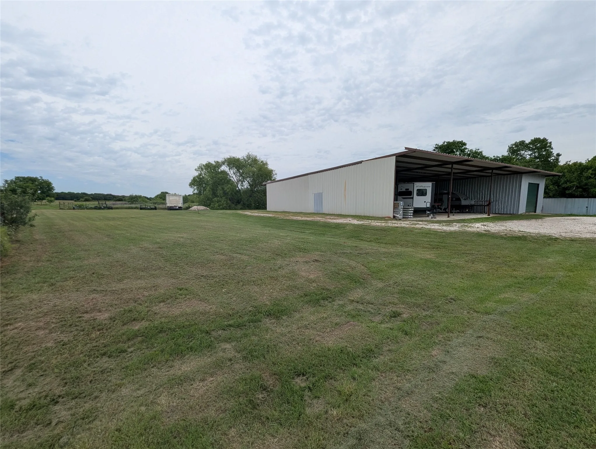 Warehouse For Sale in Hood County , 1303 Temple Hall Highway, Granbury, Texas 76049, 0, 0, Garage spaces, 0 Sqft, built in 2003, Price $425,000, mls#21266834, Real Estate Agent in Granbury, Homes For Sale in Hood county, Homes For Sale in Granbury, Realtor in Granbury Texas, Real Estate Brokerage Independent Realty Texas, Luminita Cordes Realtor