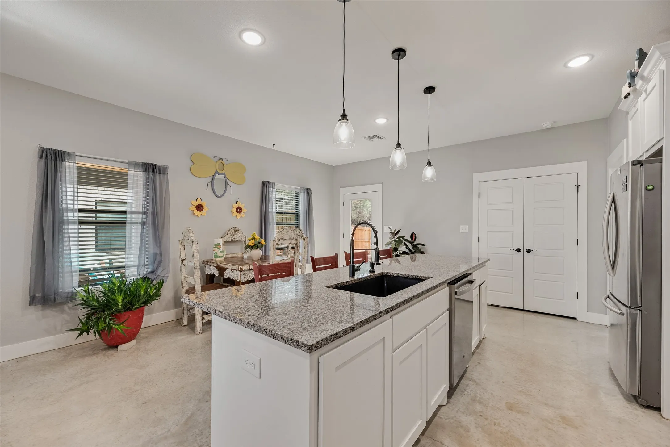 Single Family Residence For Sale in Grayson County , 718 E Crawford Street, Denison, Texas 75021, 3 Bedrooms, 2 Bathrooms, Garage spaces, 1,228 Sqft, built in 2023, Price $210,000, mls#21273067, Real Estate Agent in Denison, Homes For Sale in Grayson county, Homes For Sale in Denison, Realtor in Denison Texas, Real Estate Brokerage Independent Realty Texas, Luminita Cordes Realtor