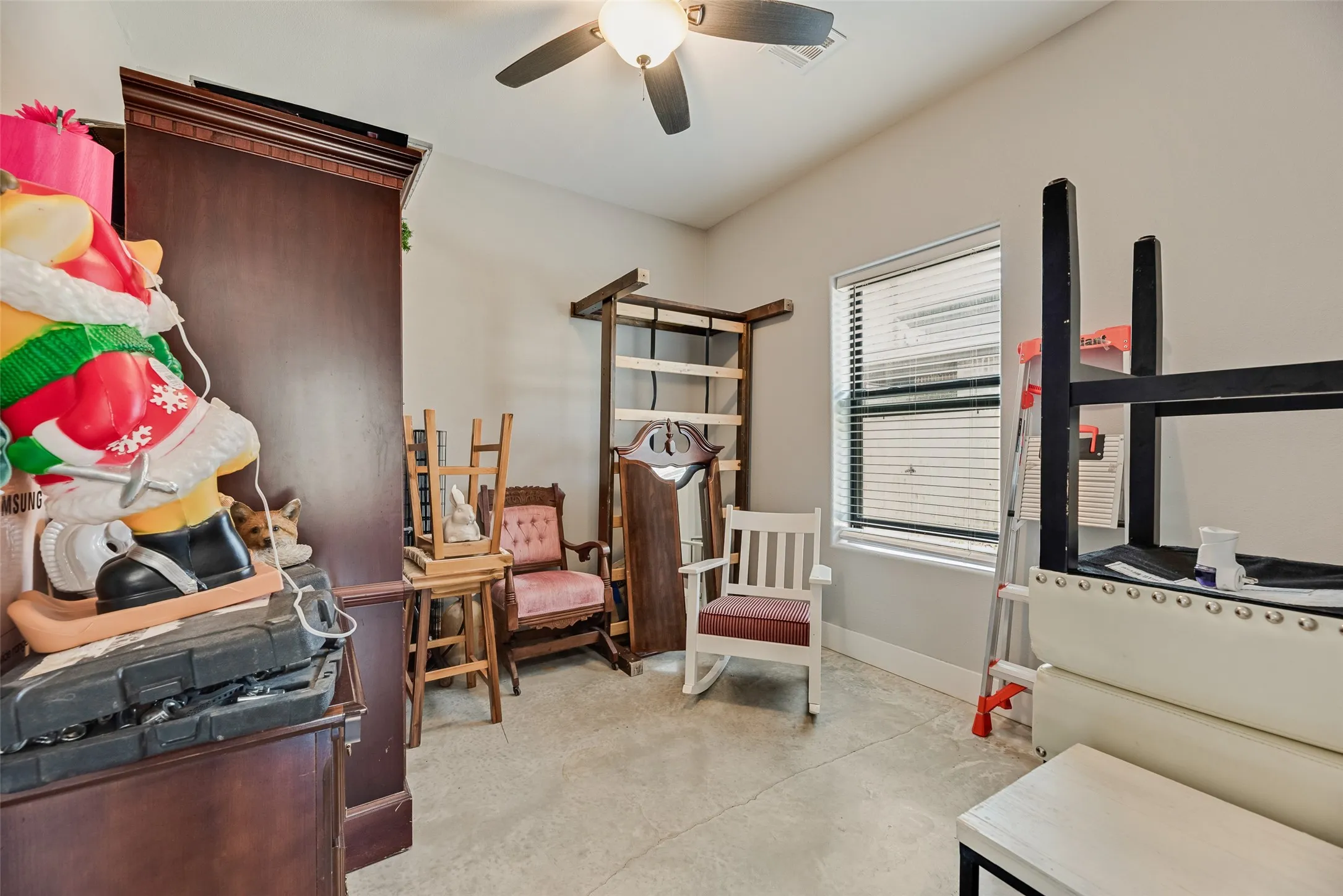 Single Family Residence For Sale in Grayson County , 718 E Crawford Street, Denison, Texas 75021, 3 Bedrooms, 2 Bathrooms, Garage spaces, 1,228 Sqft, built in 2023, Price $210,000, mls#21273067, Real Estate Agent in Denison, Homes For Sale in Grayson county, Homes For Sale in Denison, Realtor in Denison Texas, Real Estate Brokerage Independent Realty Texas, Luminita Cordes Realtor