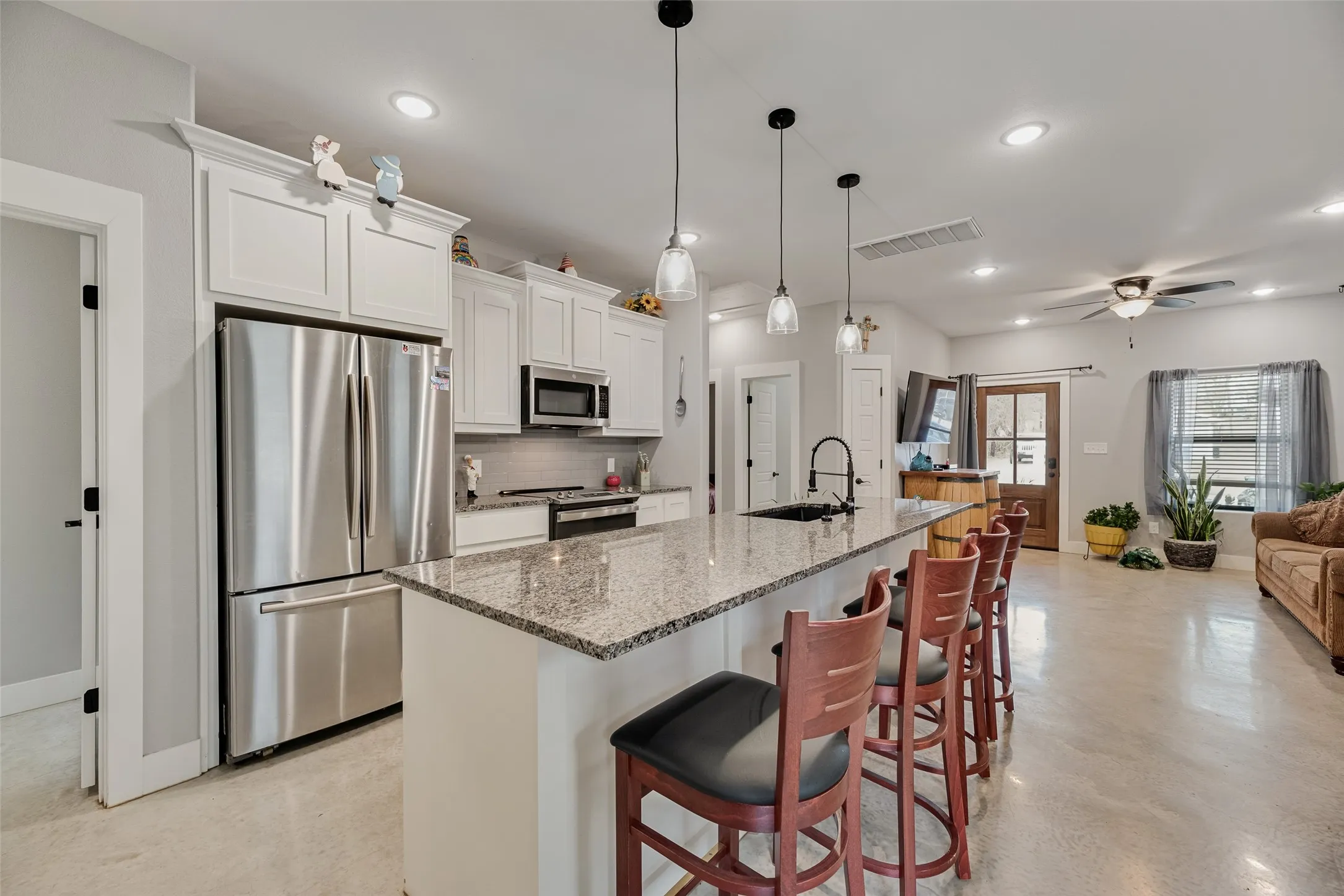 Single Family Residence For Sale in Grayson County , 718 E Crawford Street, Denison, Texas 75021, 3 Bedrooms, 2 Bathrooms, Garage spaces, 1,228 Sqft, built in 2023, Price $210,000, mls#21273067, Real Estate Agent in Denison, Homes For Sale in Grayson county, Homes For Sale in Denison, Realtor in Denison Texas, Real Estate Brokerage Independent Realty Texas, Luminita Cordes Realtor