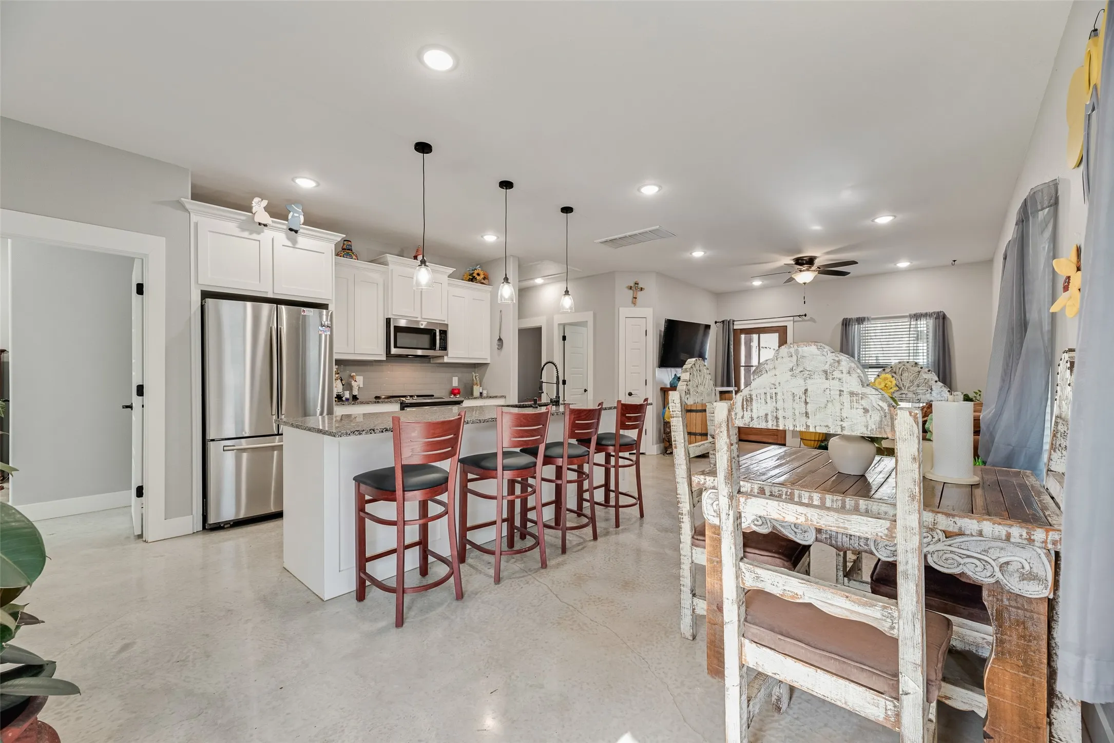 Single Family Residence For Sale in Grayson County , 718 E Crawford Street, Denison, Texas 75021, 3 Bedrooms, 2 Bathrooms, Garage spaces, 1,228 Sqft, built in 2023, Price $210,000, mls#21273067, Real Estate Agent in Denison, Homes For Sale in Grayson county, Homes For Sale in Denison, Realtor in Denison Texas, Real Estate Brokerage Independent Realty Texas, Luminita Cordes Realtor